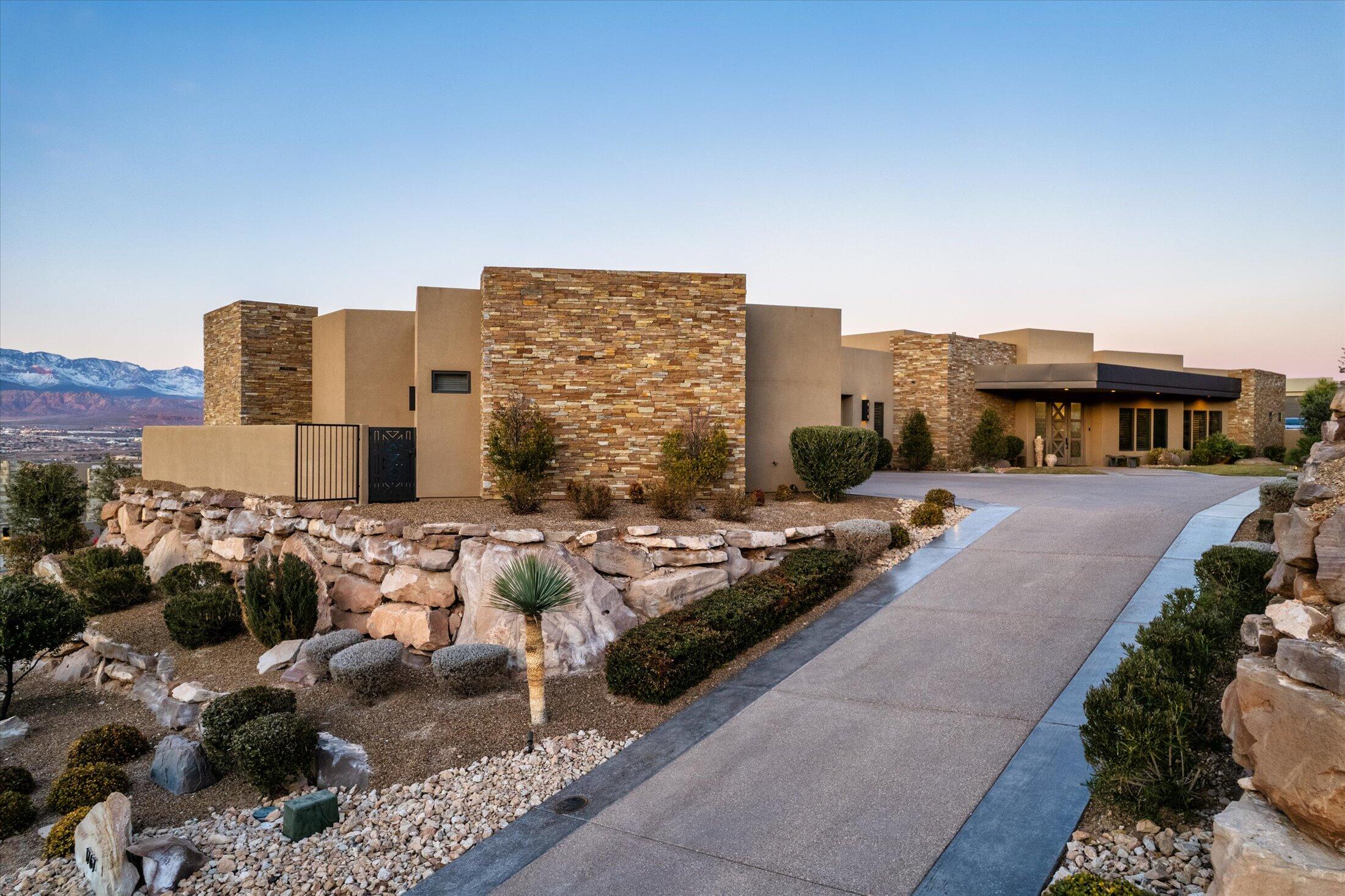 1767 Rhyolite LN