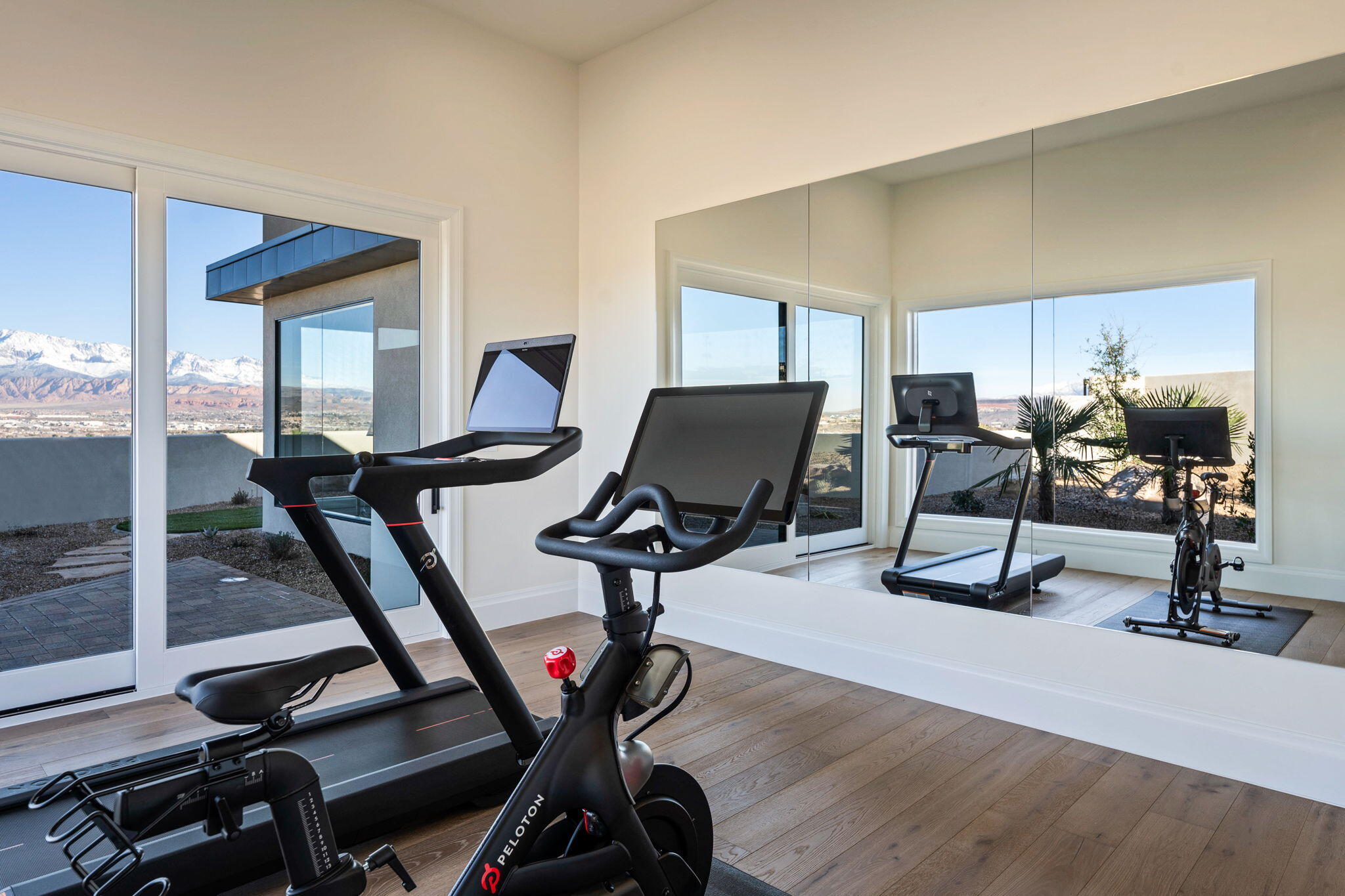 2759 E Diamond Ridge DR