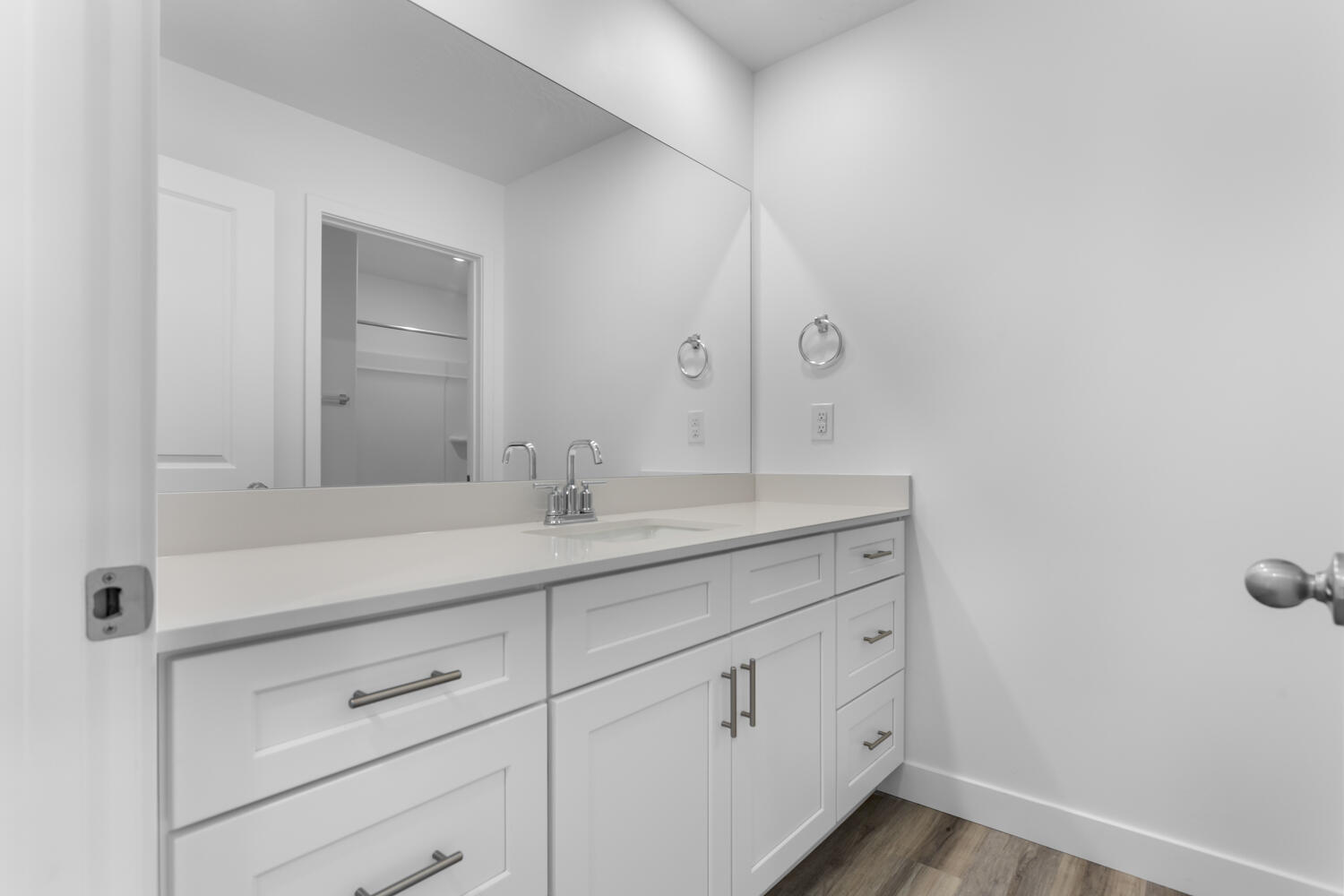 1634 S Star Springs DR Unit: 107