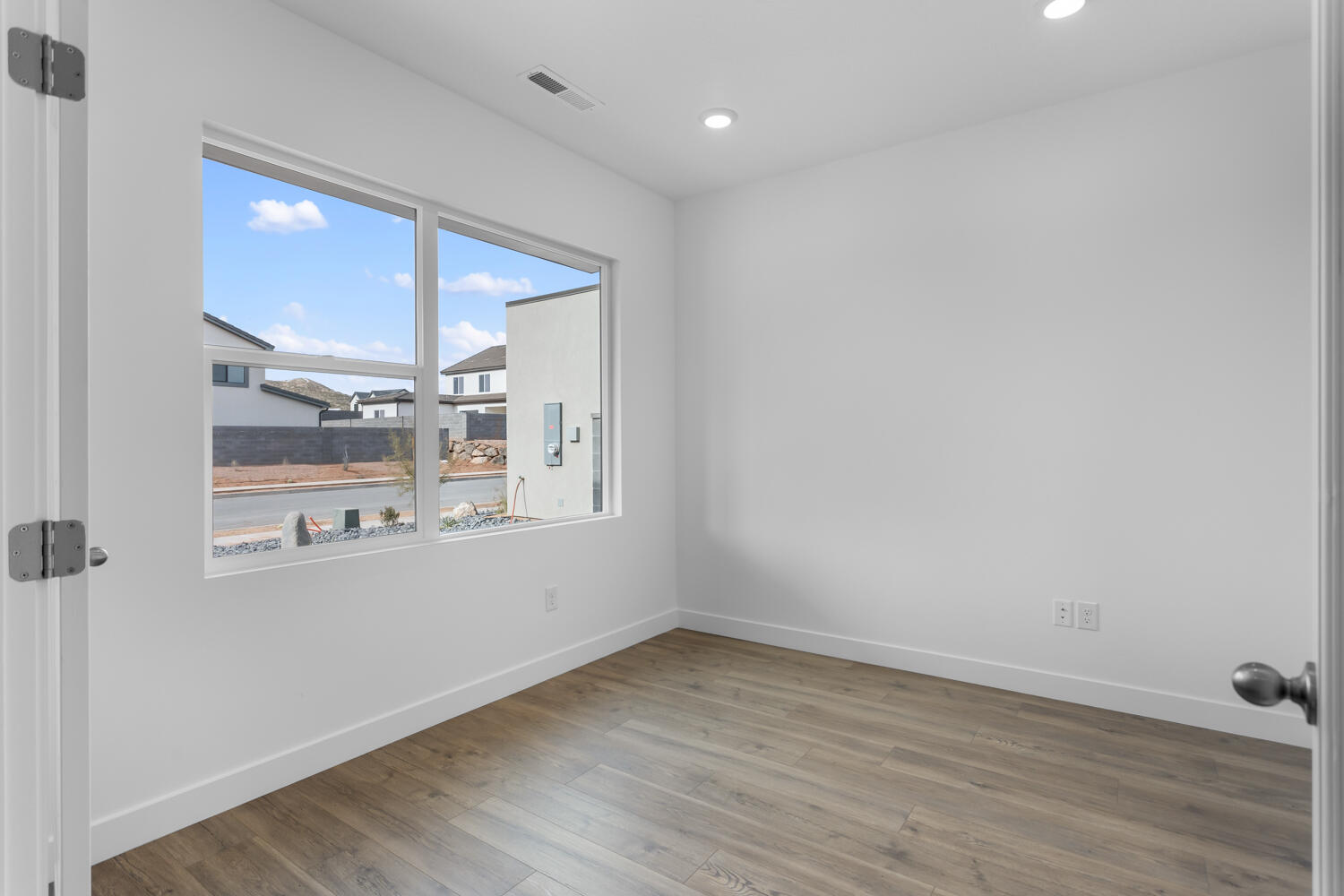 1634 S Star Springs DR Unit: 107