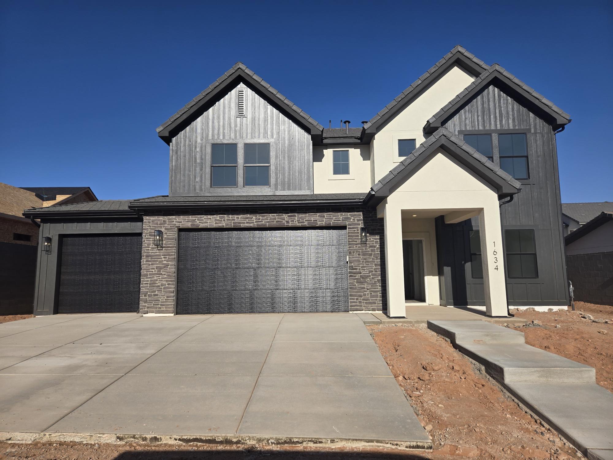 1634 S Star Springs DR Unit: 107