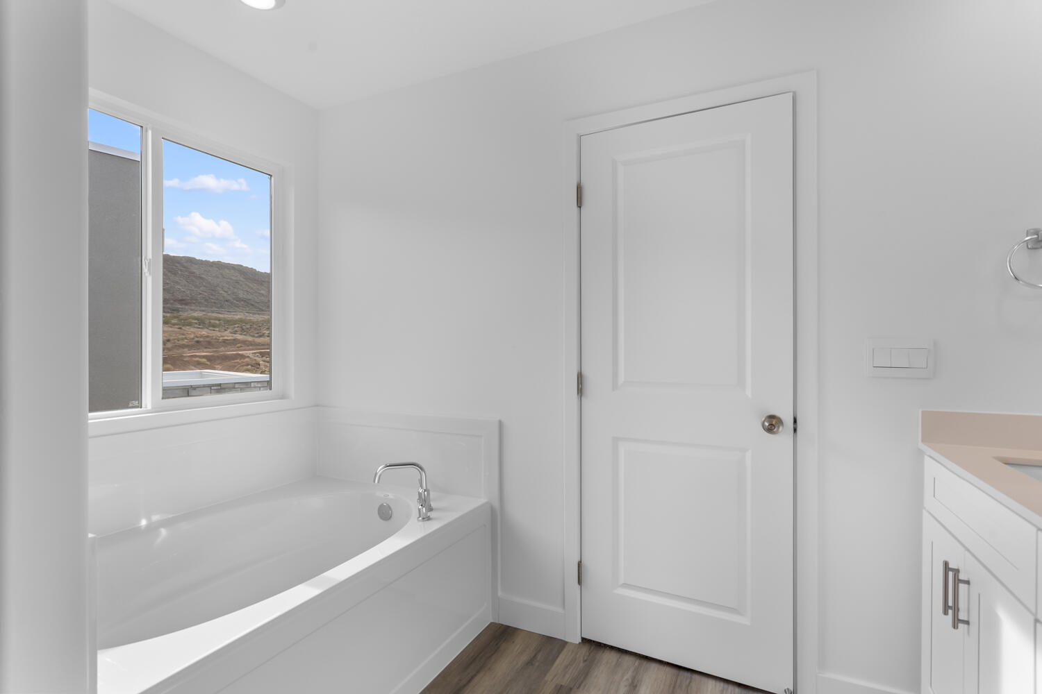 1634 S Star Springs DR Unit: 107
