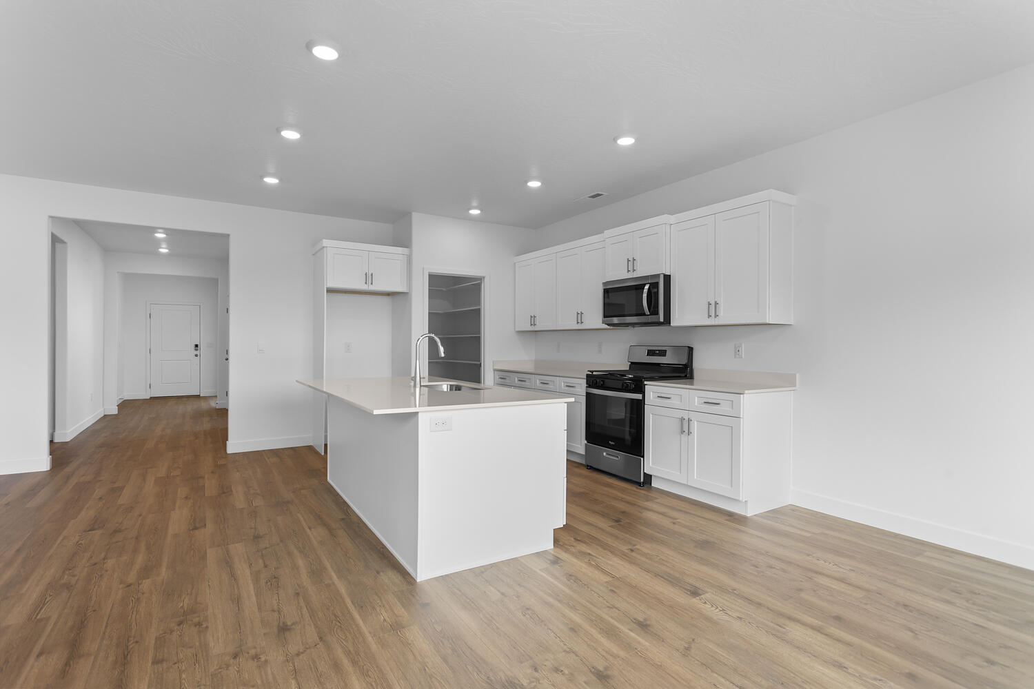 1634 S Star Springs DR Unit: 107