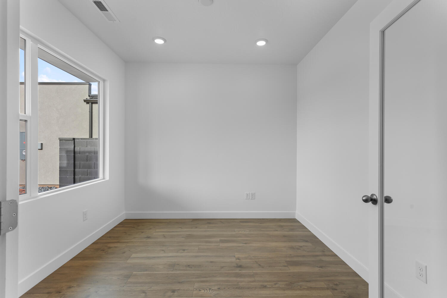1634 S Star Springs DR Unit: 107