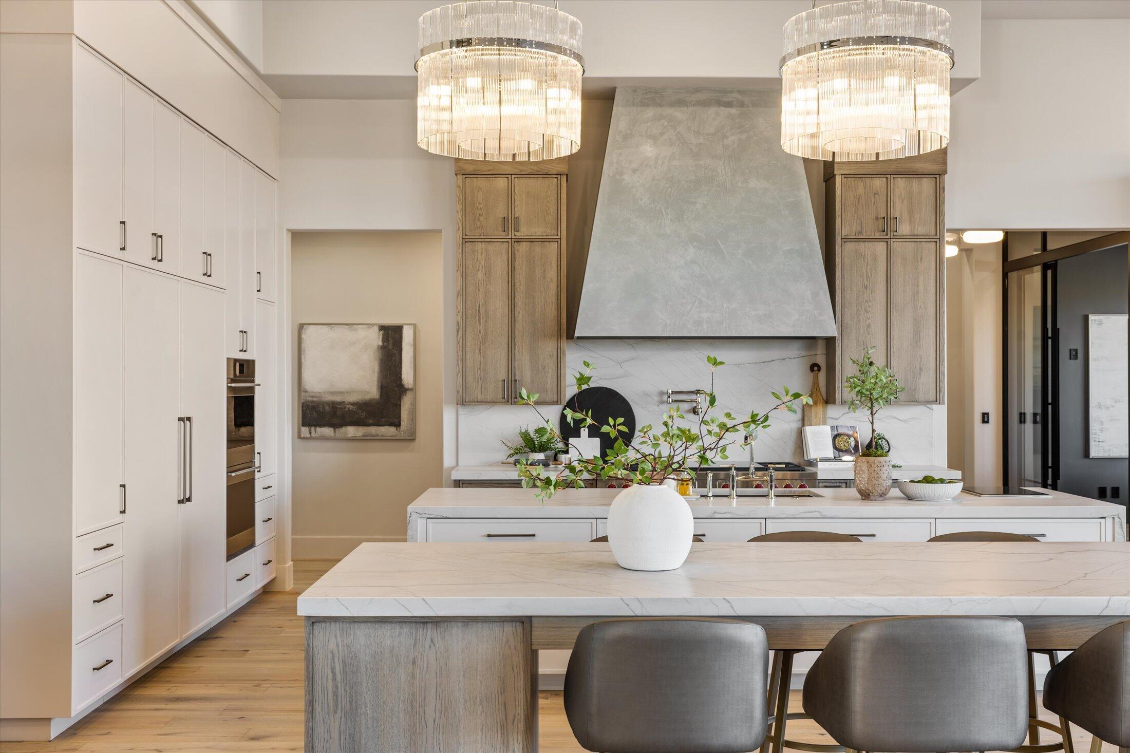 2869 E Diamond Ridge DR