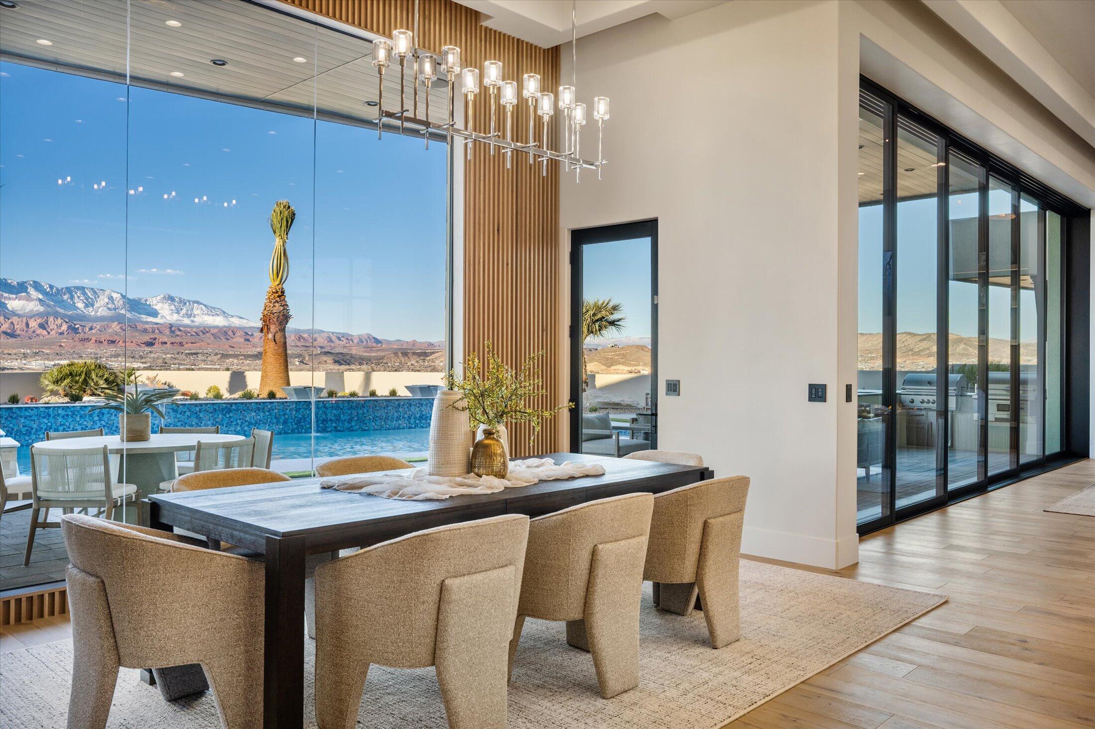 2869 E Diamond Ridge DR