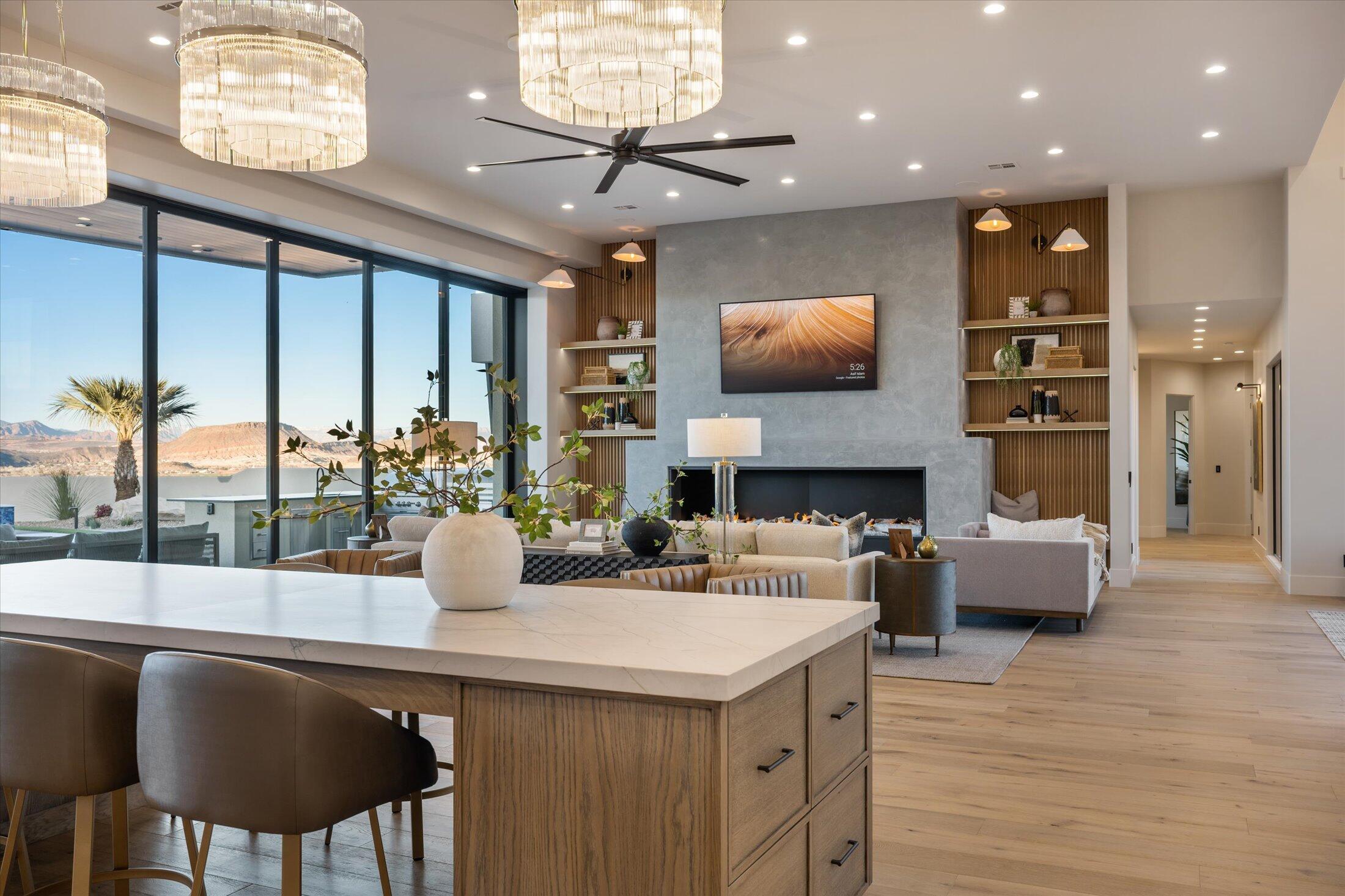 2869 E Diamond Ridge DR