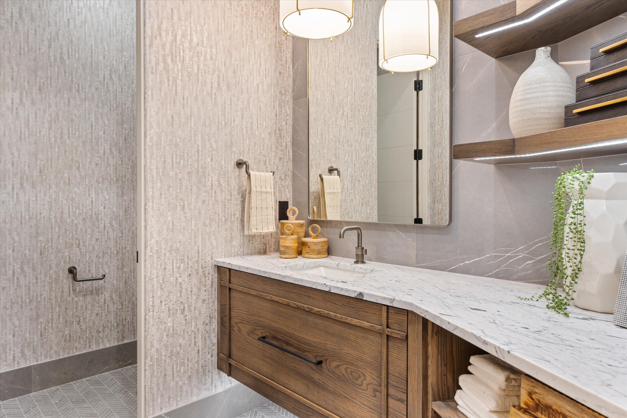 2869 E Diamond Ridge DR