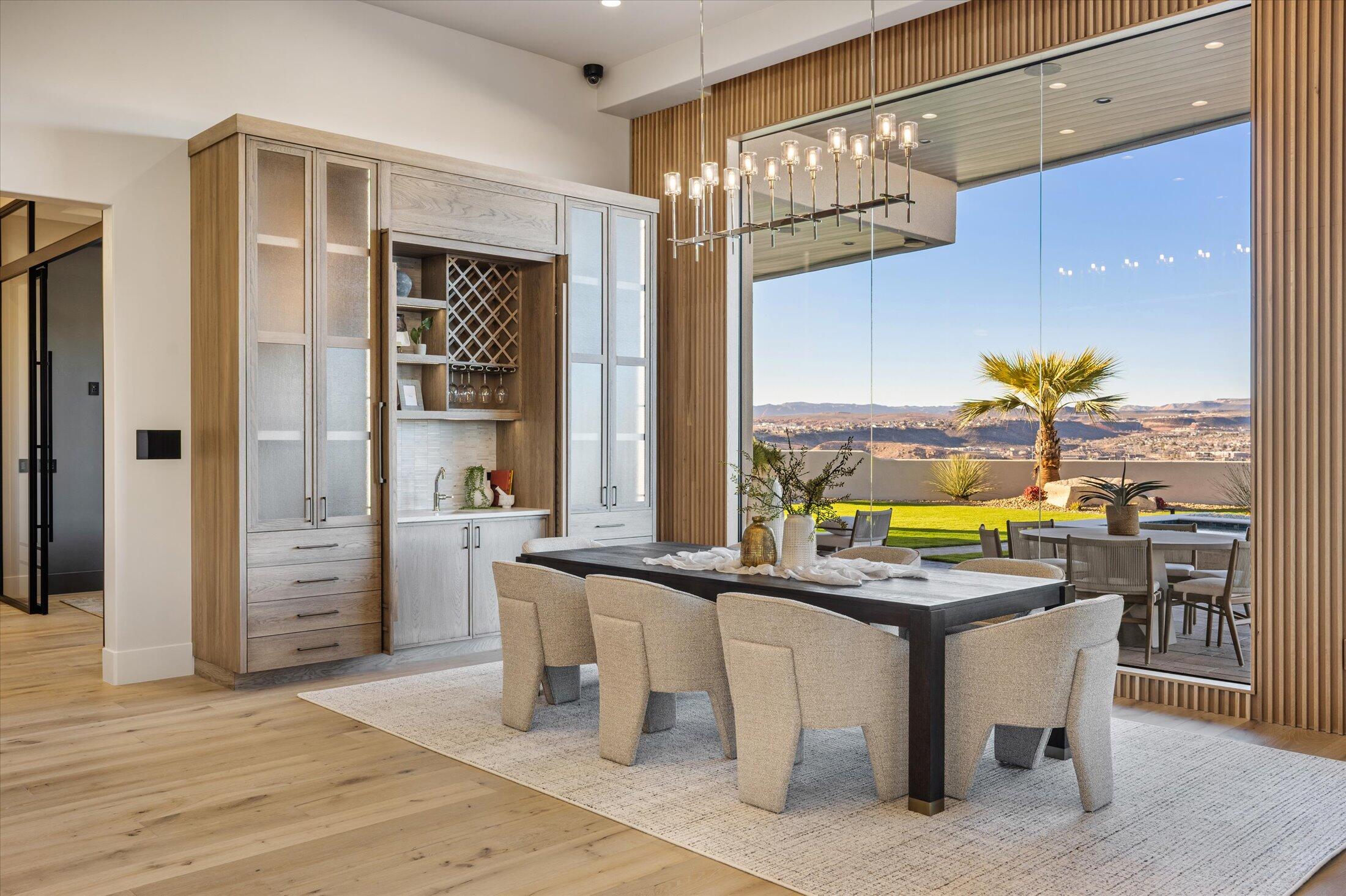 2869 E Diamond Ridge DR