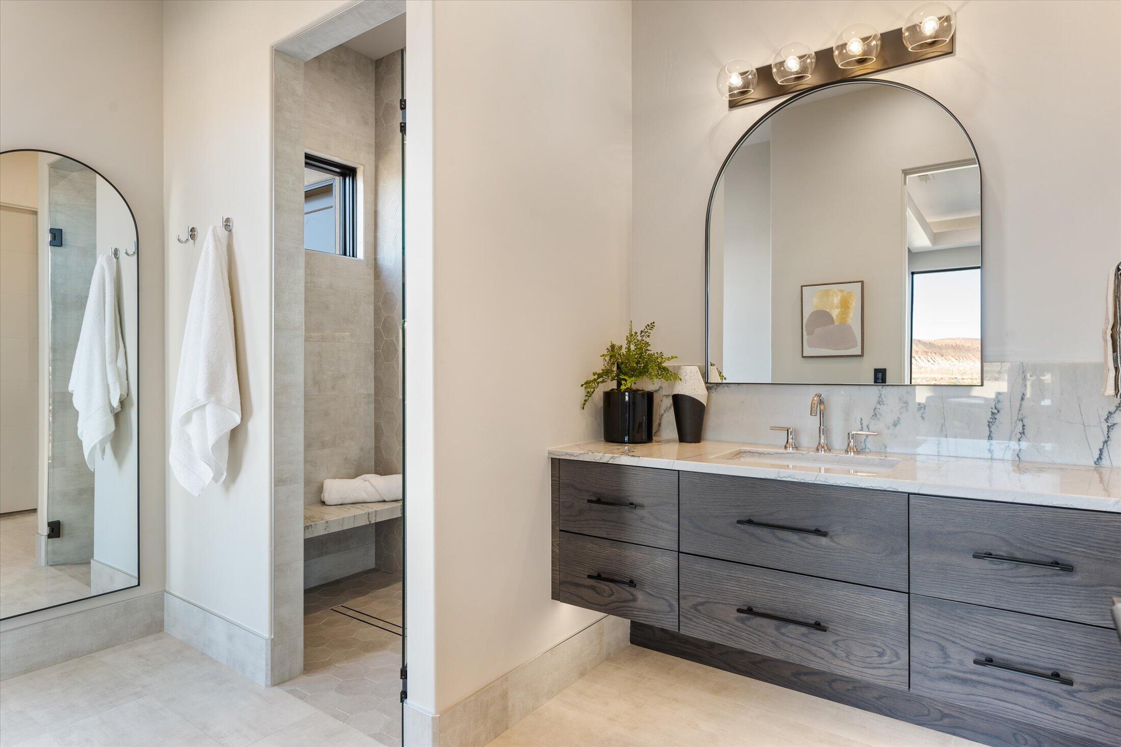 2869 E Diamond Ridge DR