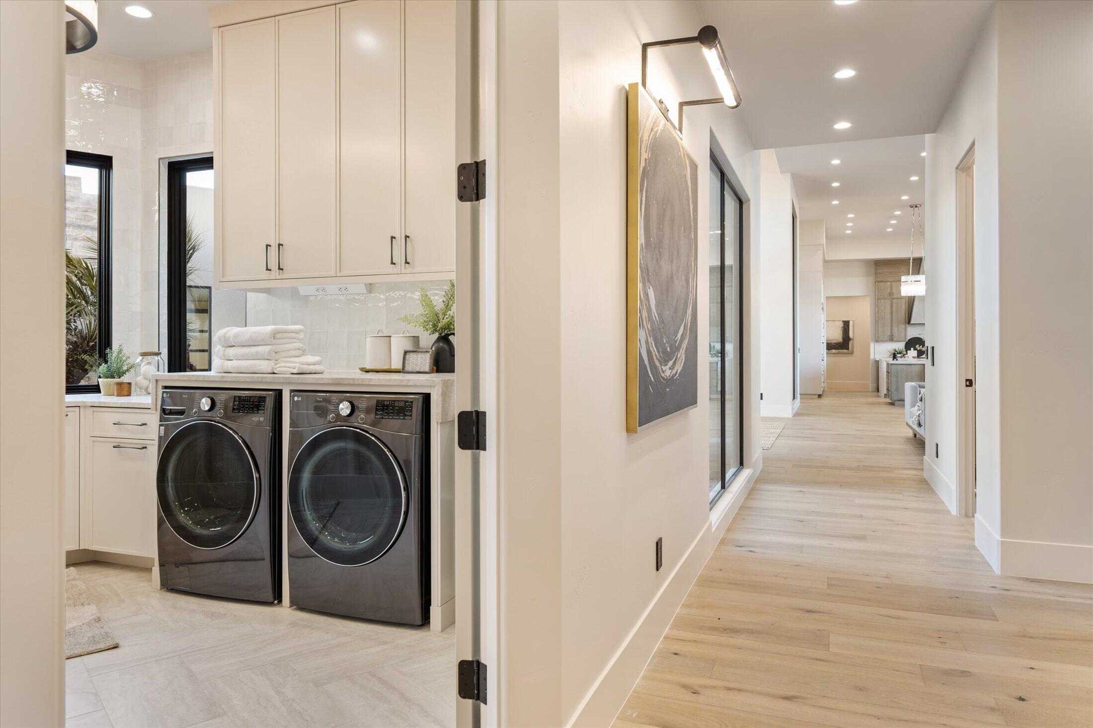 2869 E Diamond Ridge DR