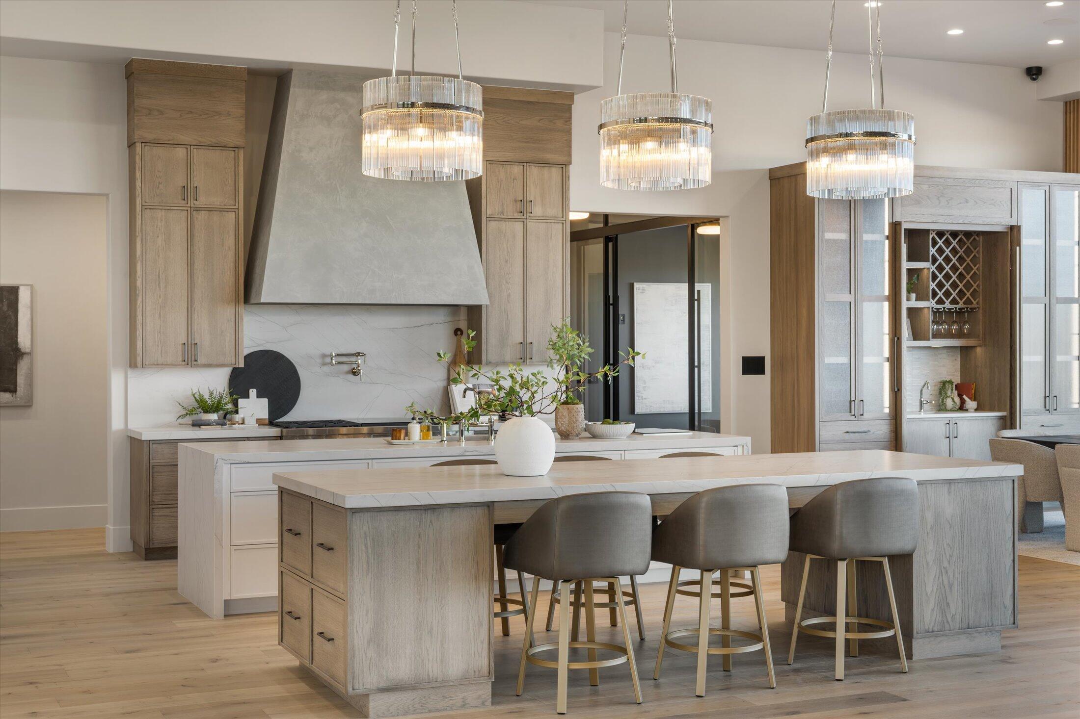 2869 E Diamond Ridge DR