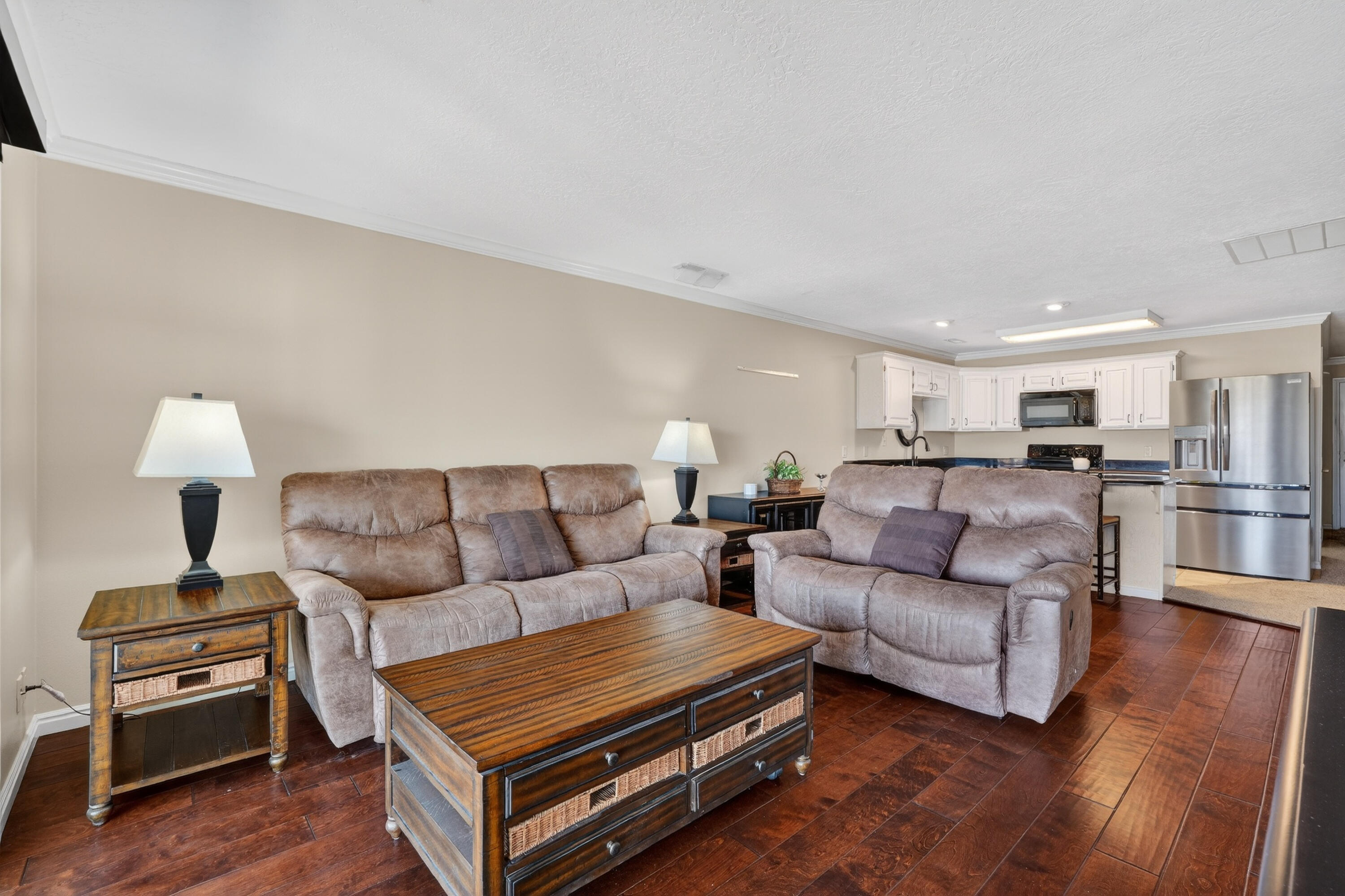 1845 W CANYON VIEW DR 120