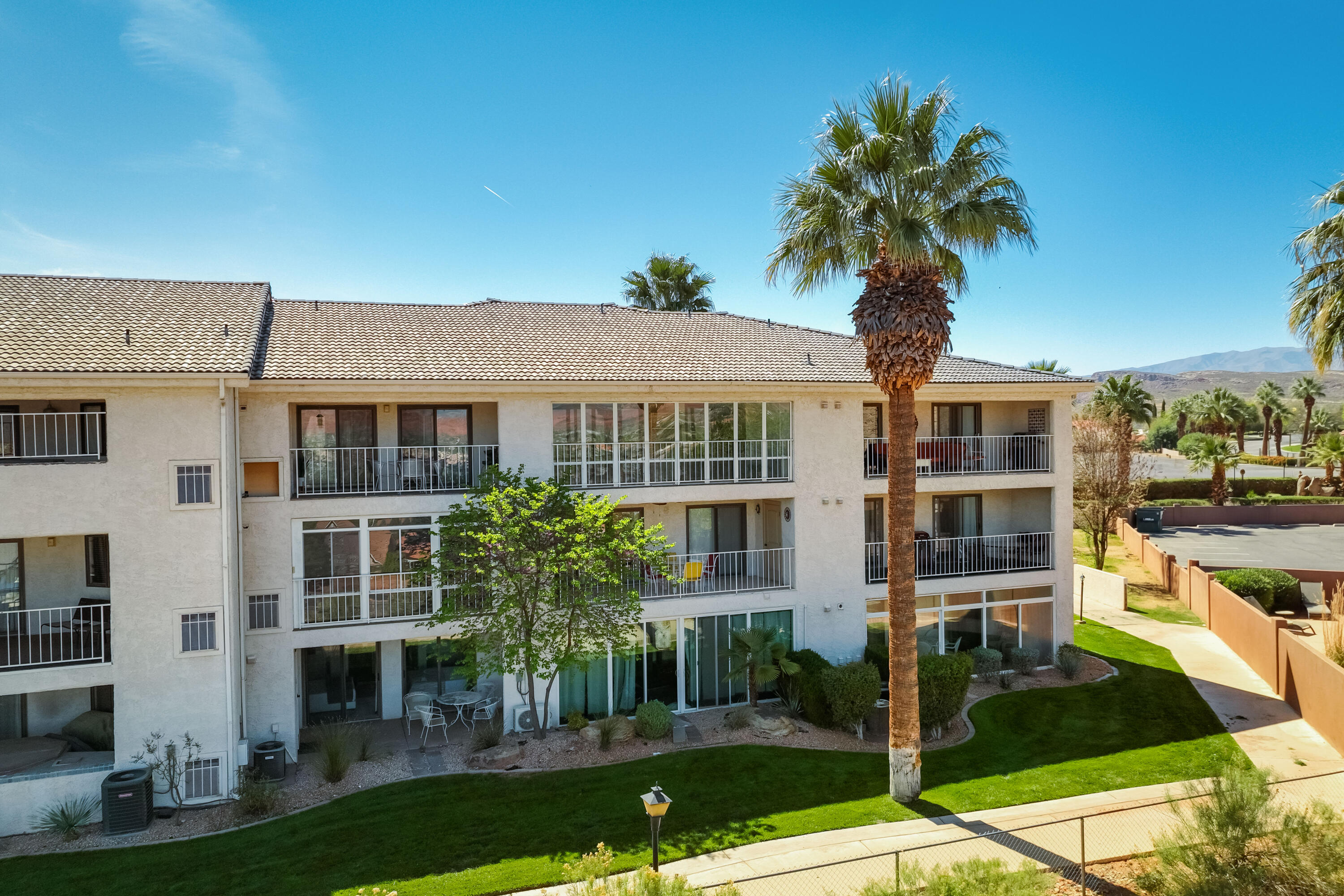 1845 W CANYON VIEW DR 120