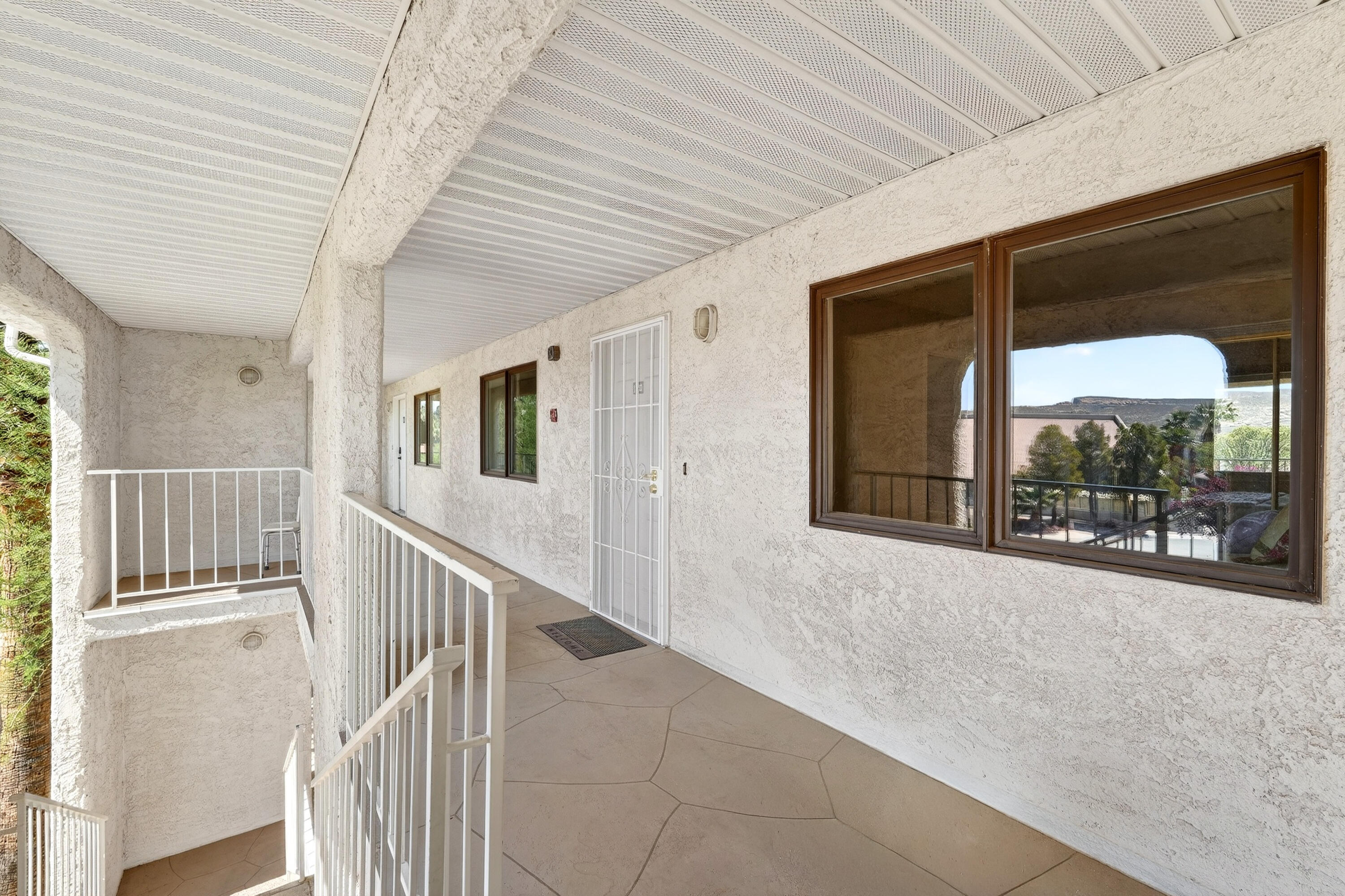 1845 W CANYON VIEW DR 120