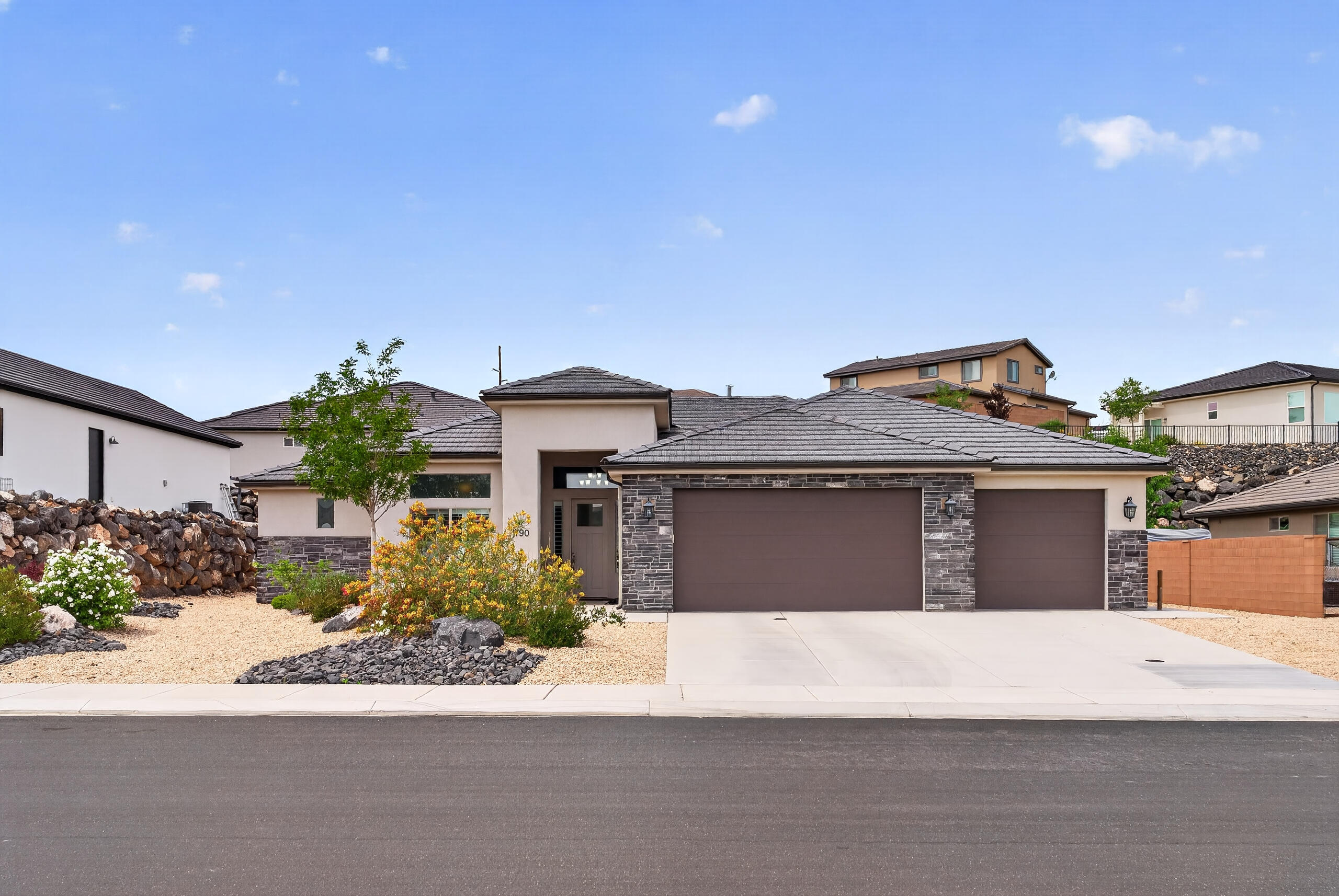 1790 W ANDESITE DR