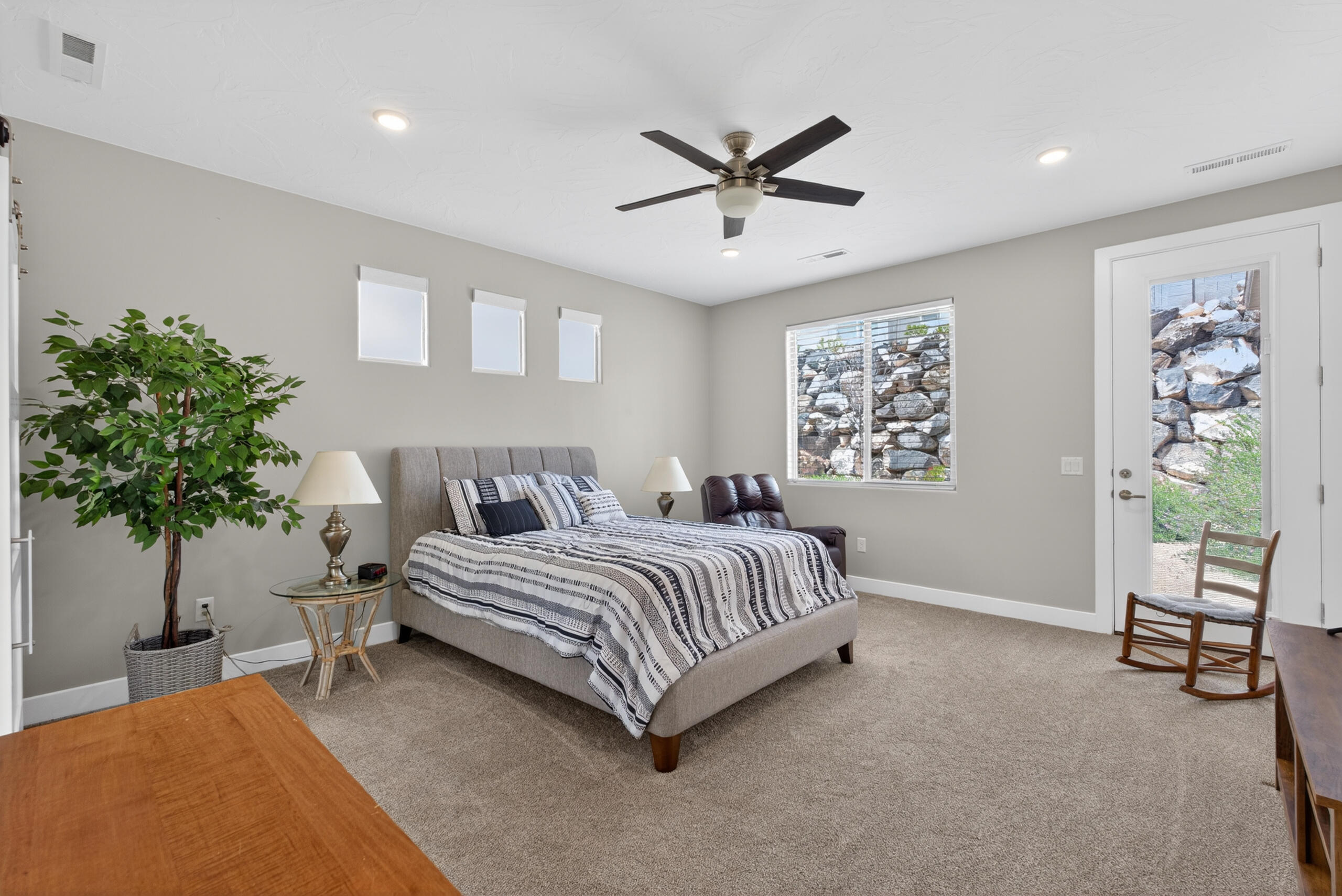 1790 W ANDESITE DR