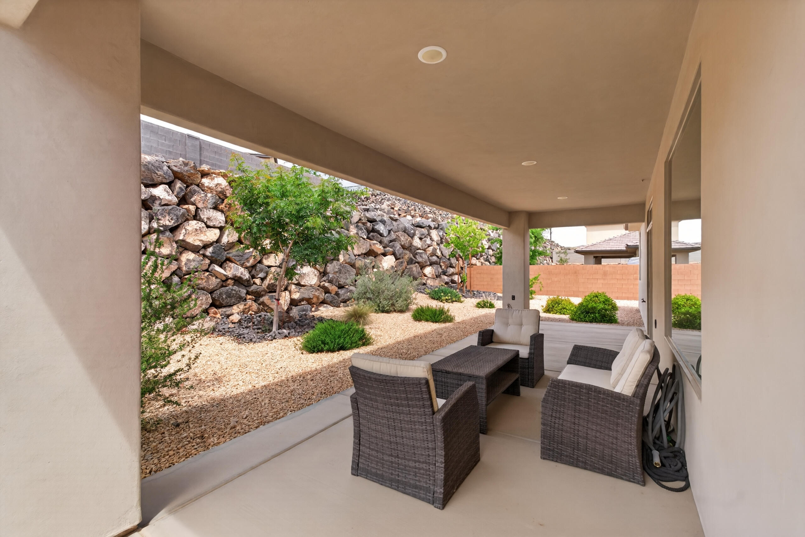 1790 W ANDESITE DR
