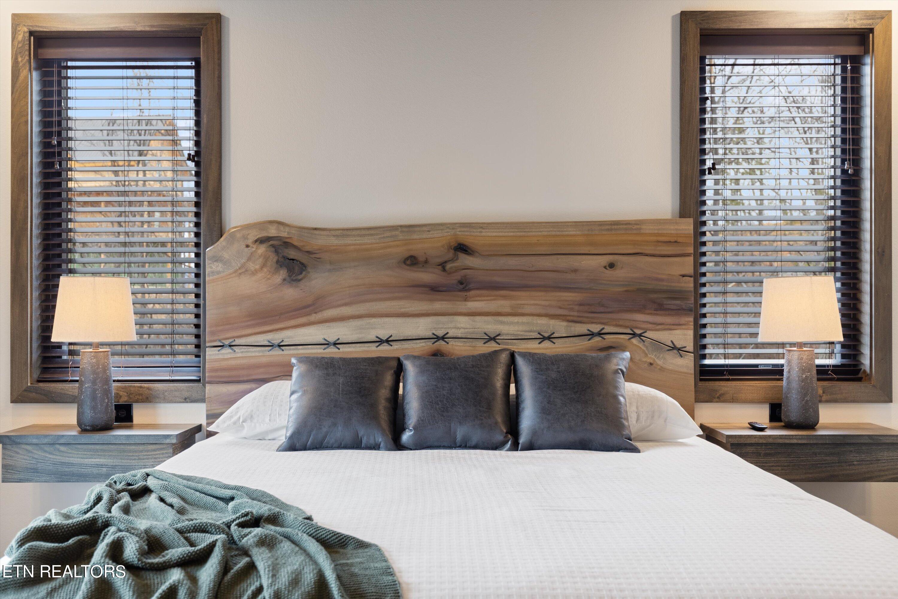 2253 Lone Ridge Drive