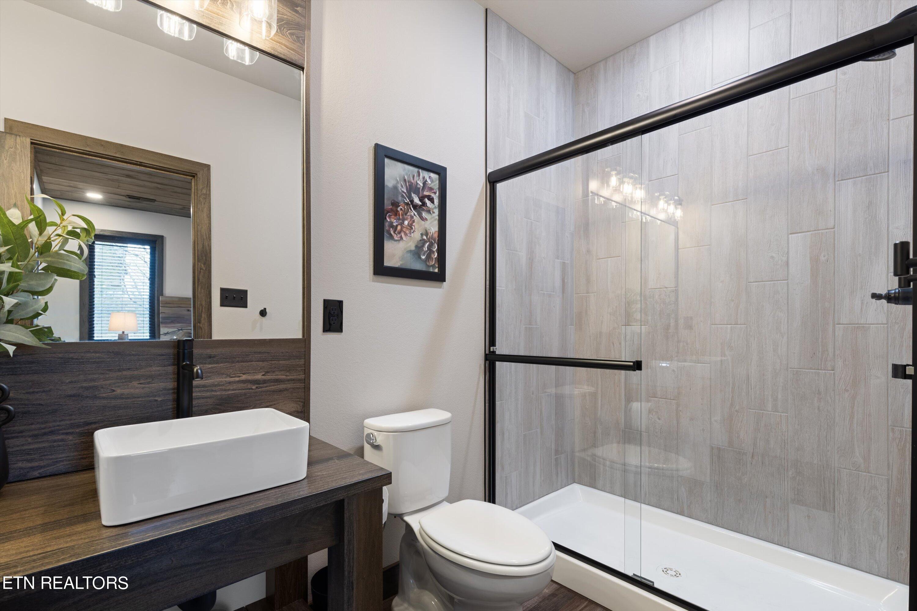 2253 Lone Ridge Drive