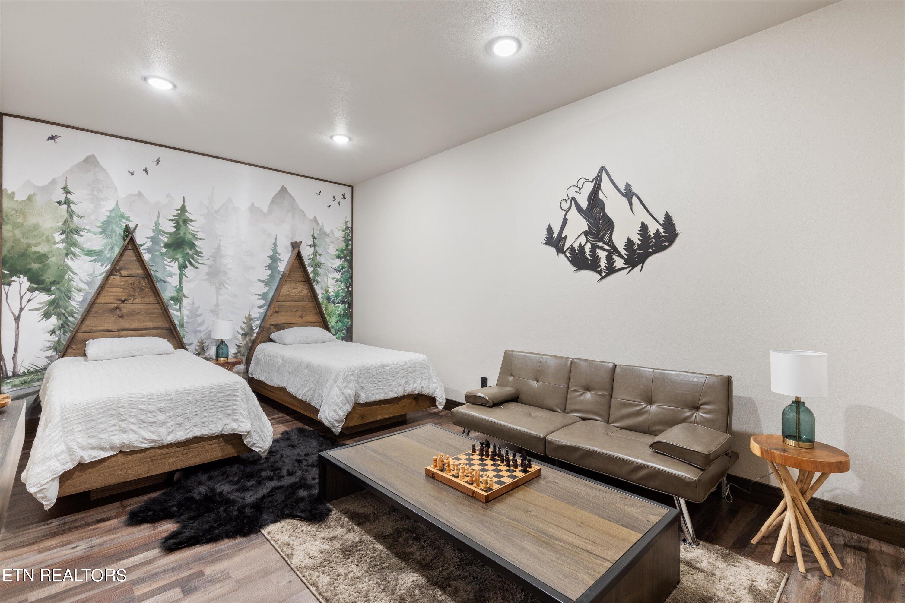 2253 Lone Ridge Drive