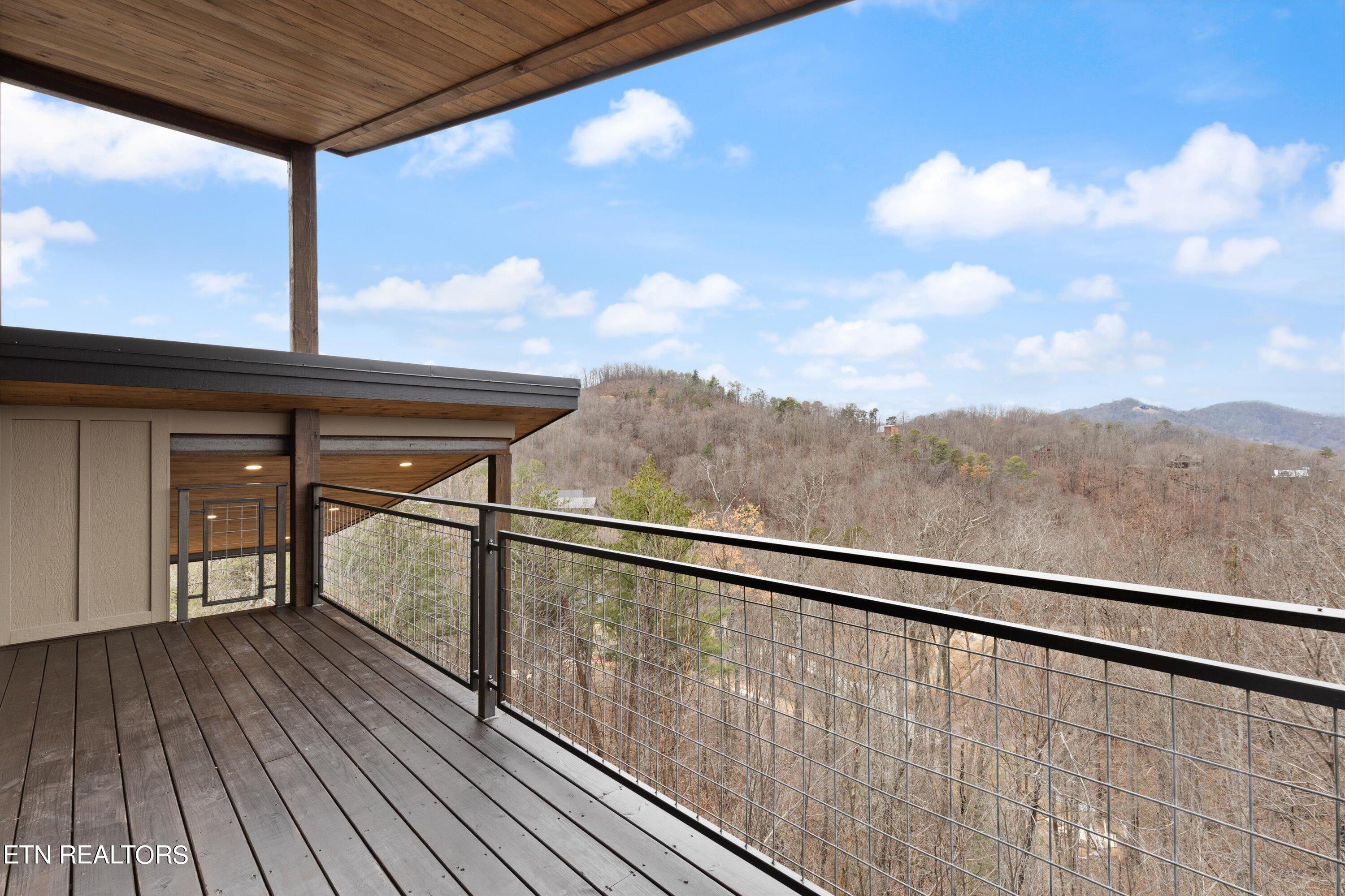 2253 Lone Ridge Drive