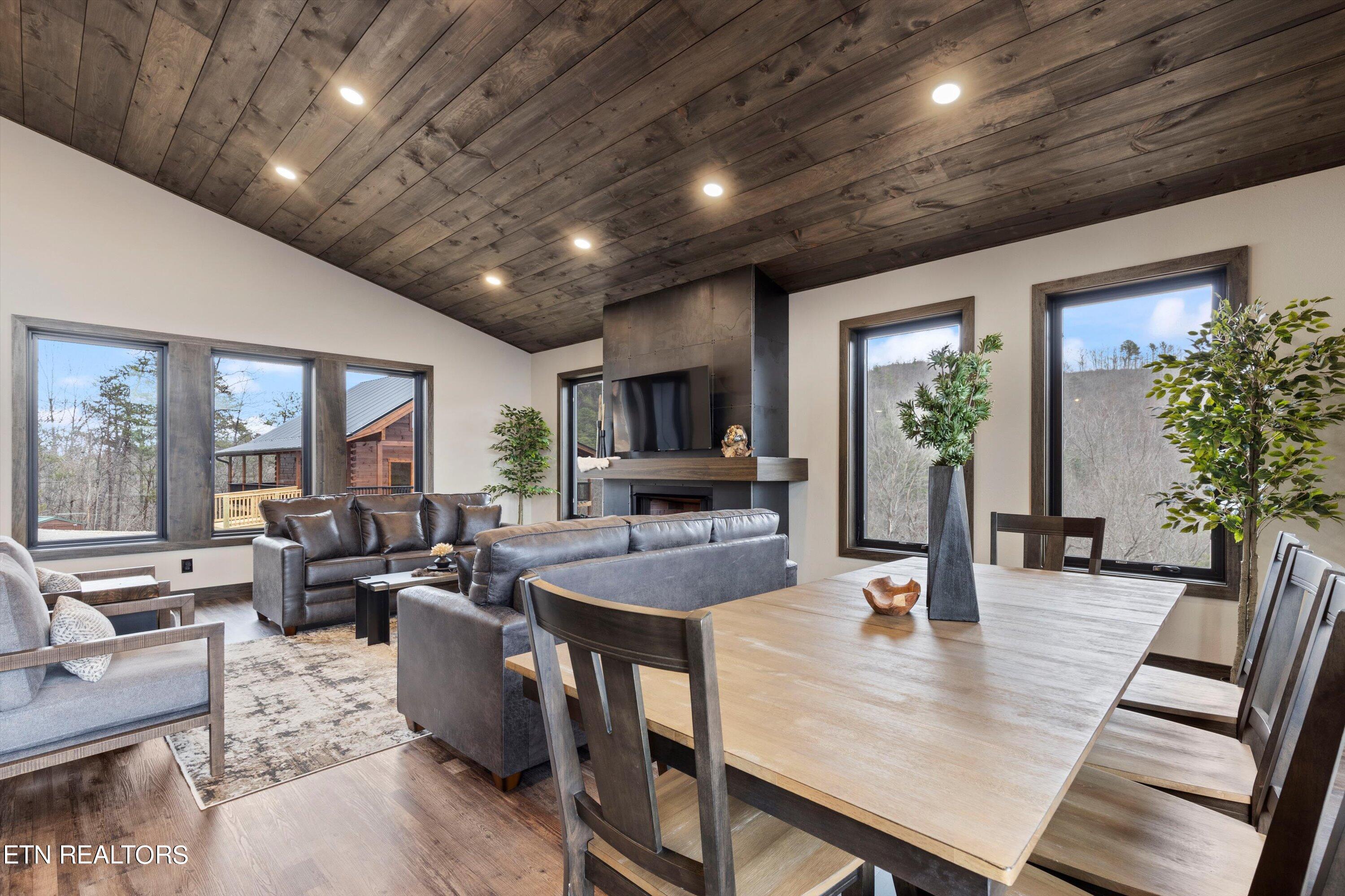 2253 Lone Ridge Drive