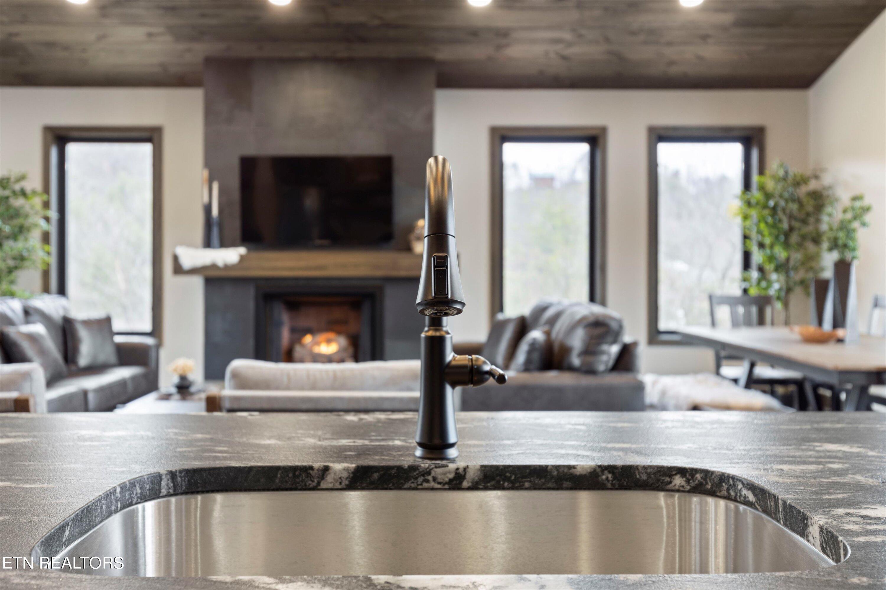 2253 Lone Ridge Drive