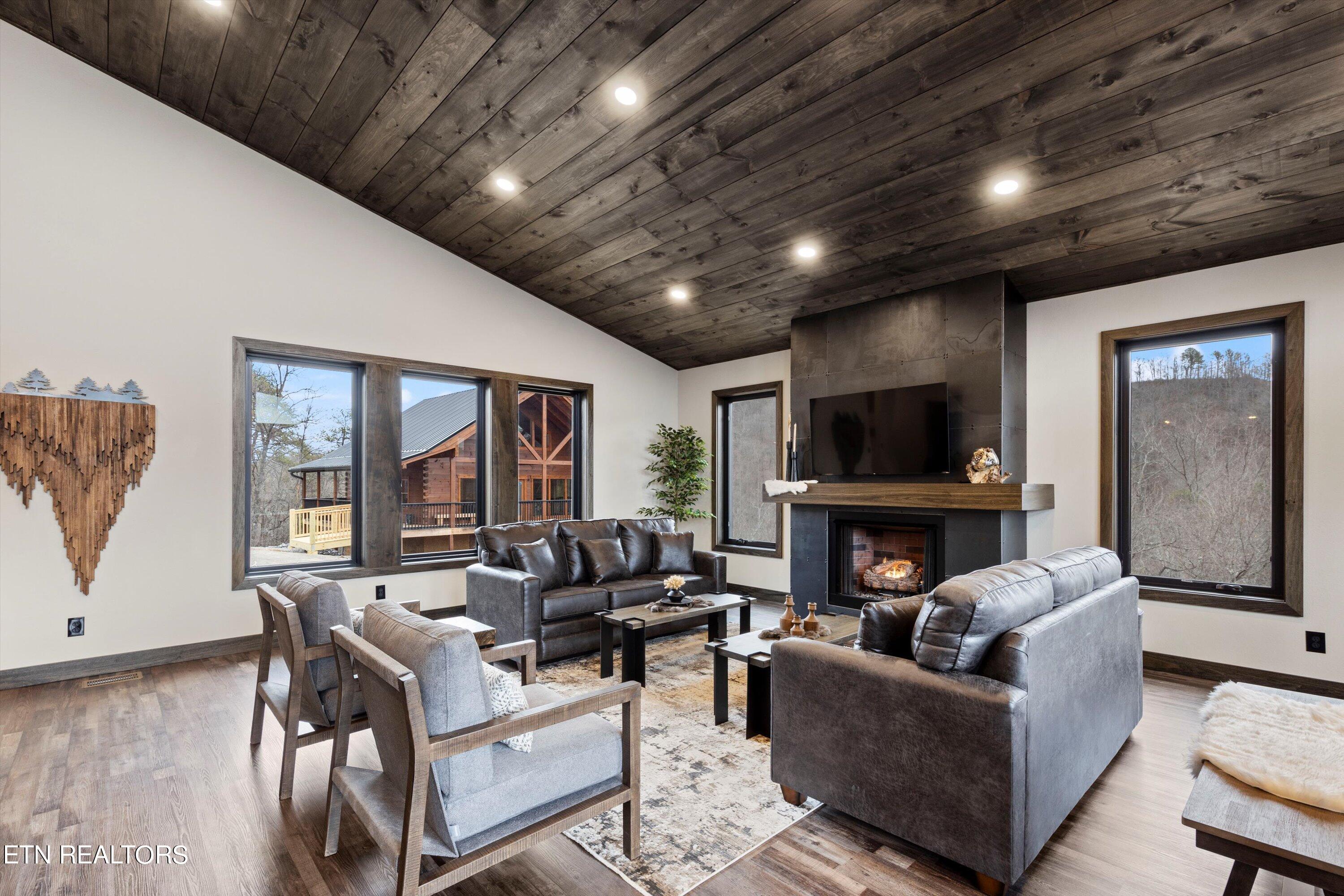 2253 Lone Ridge Drive