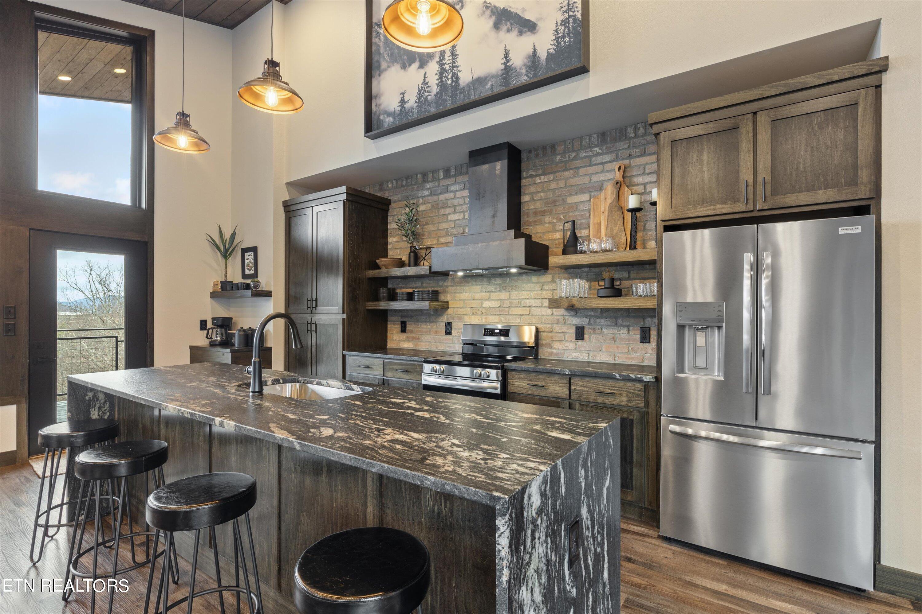 2253 Lone Ridge Drive