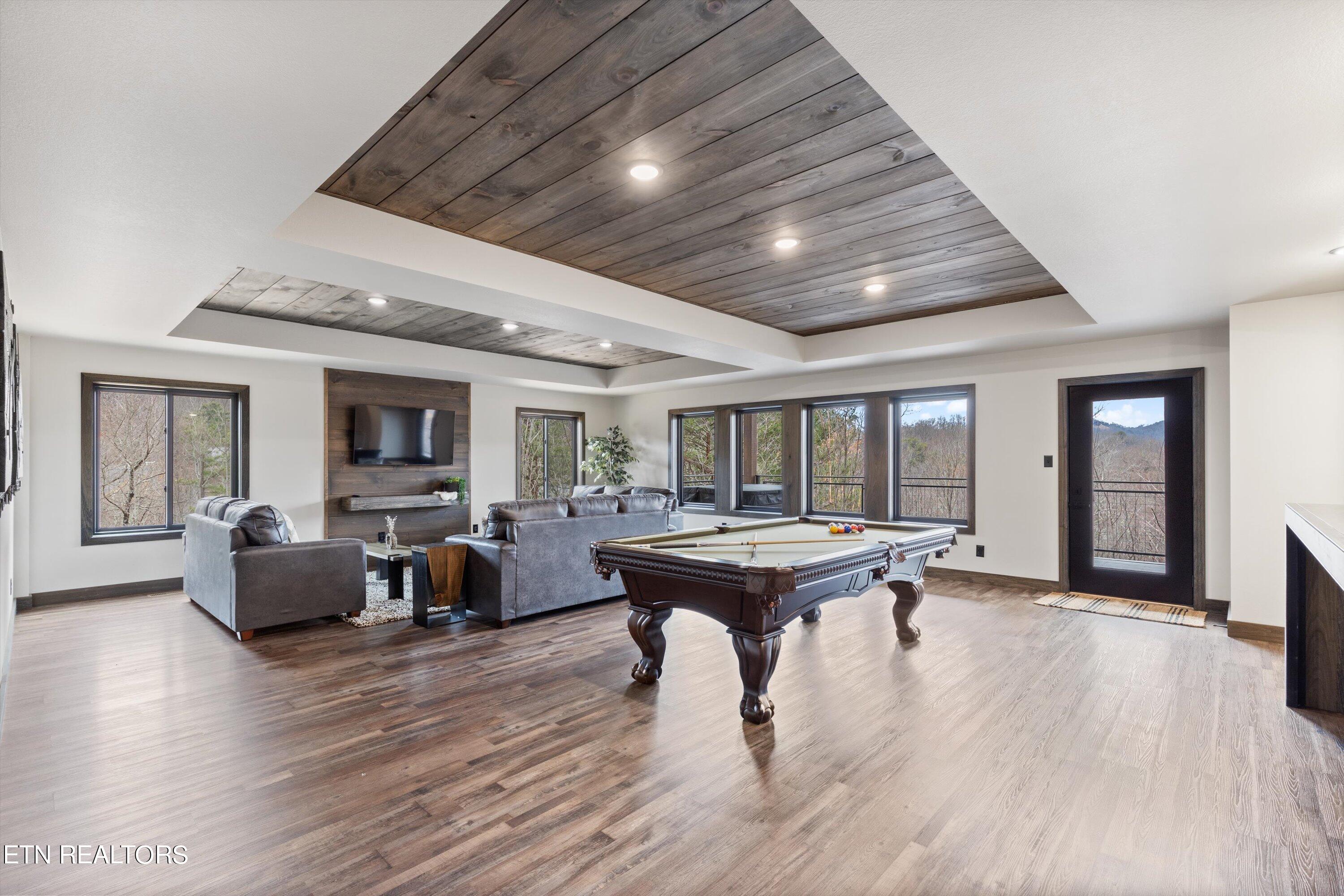 2253 Lone Ridge Drive