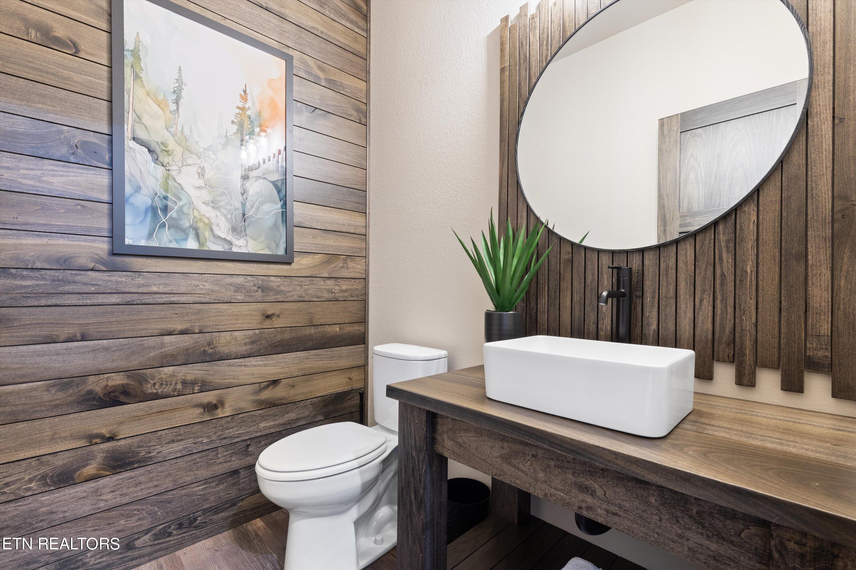 2253 Lone Ridge Drive