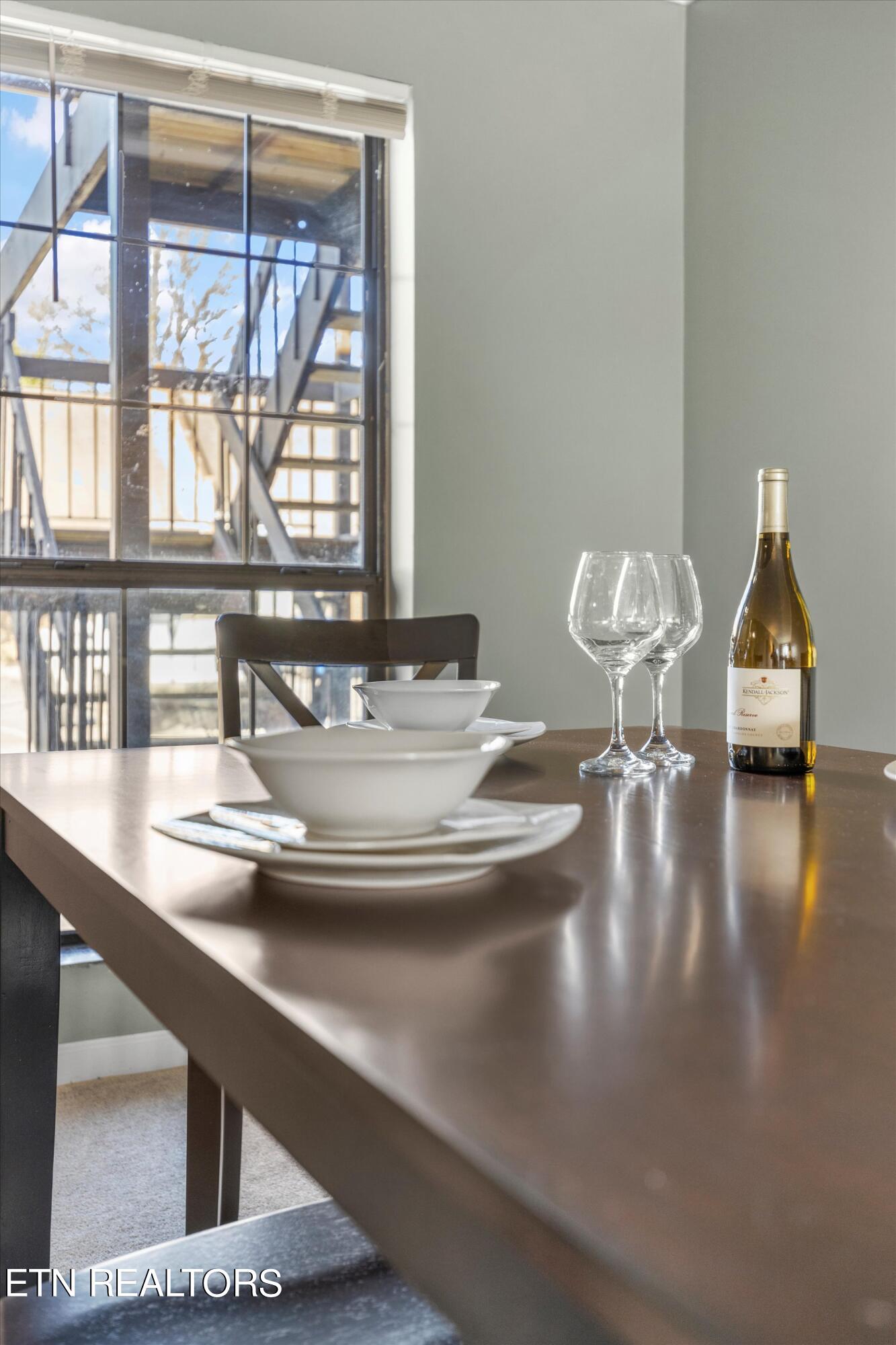 426 Dublin Drive, 206