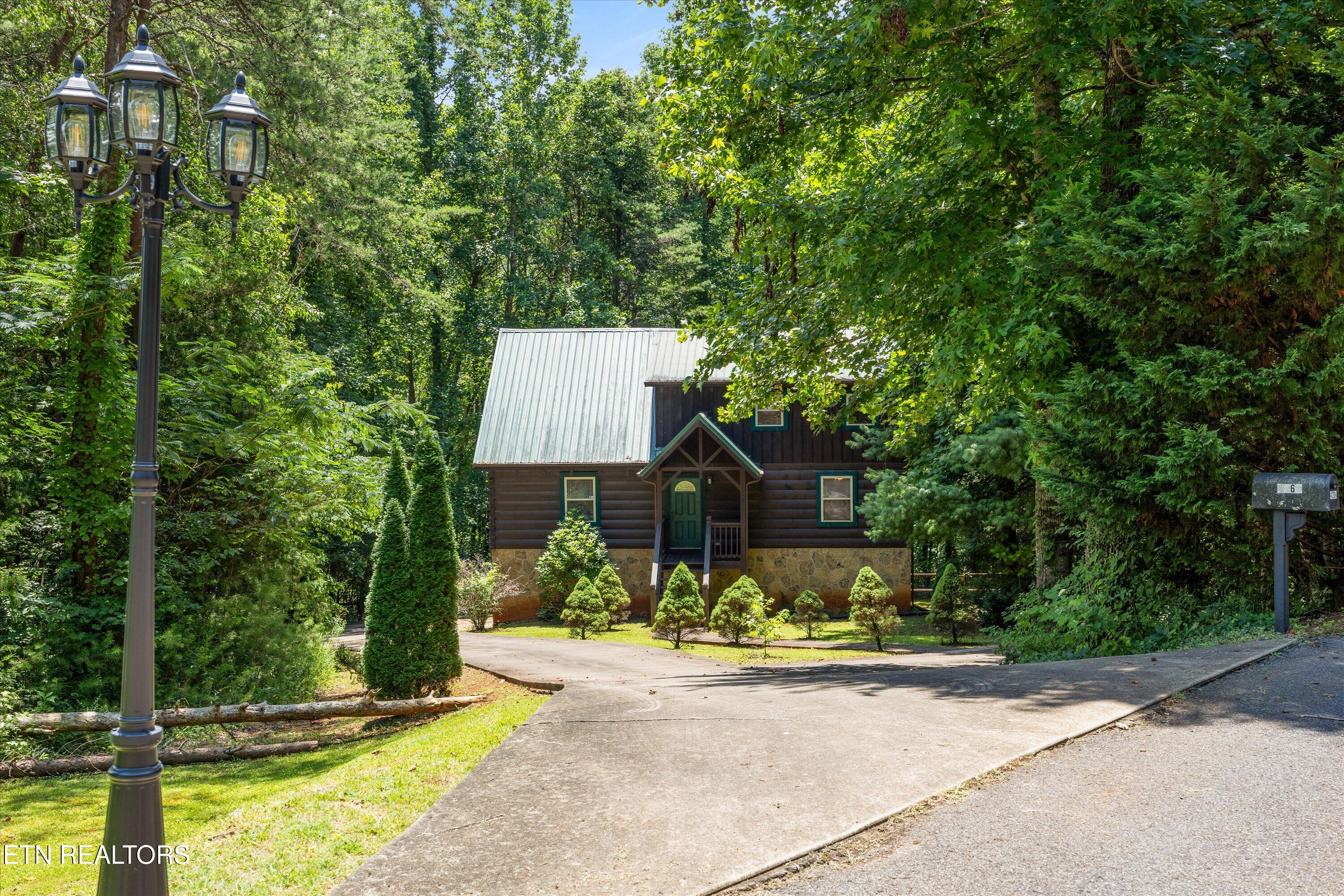 4264 Peachie Way