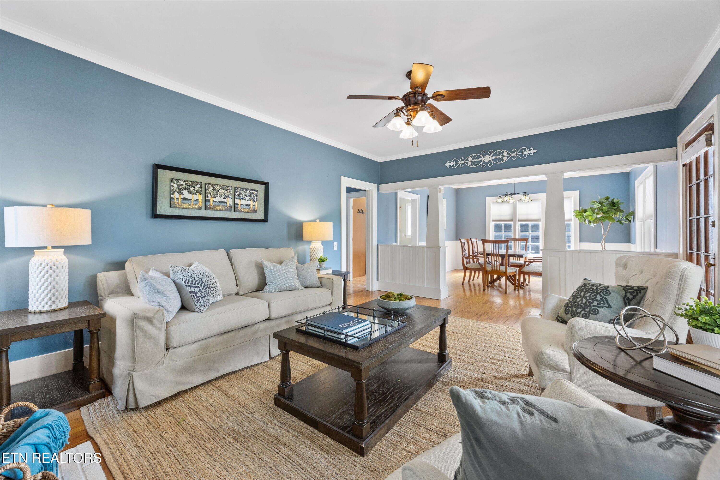 1011 Thompson Place