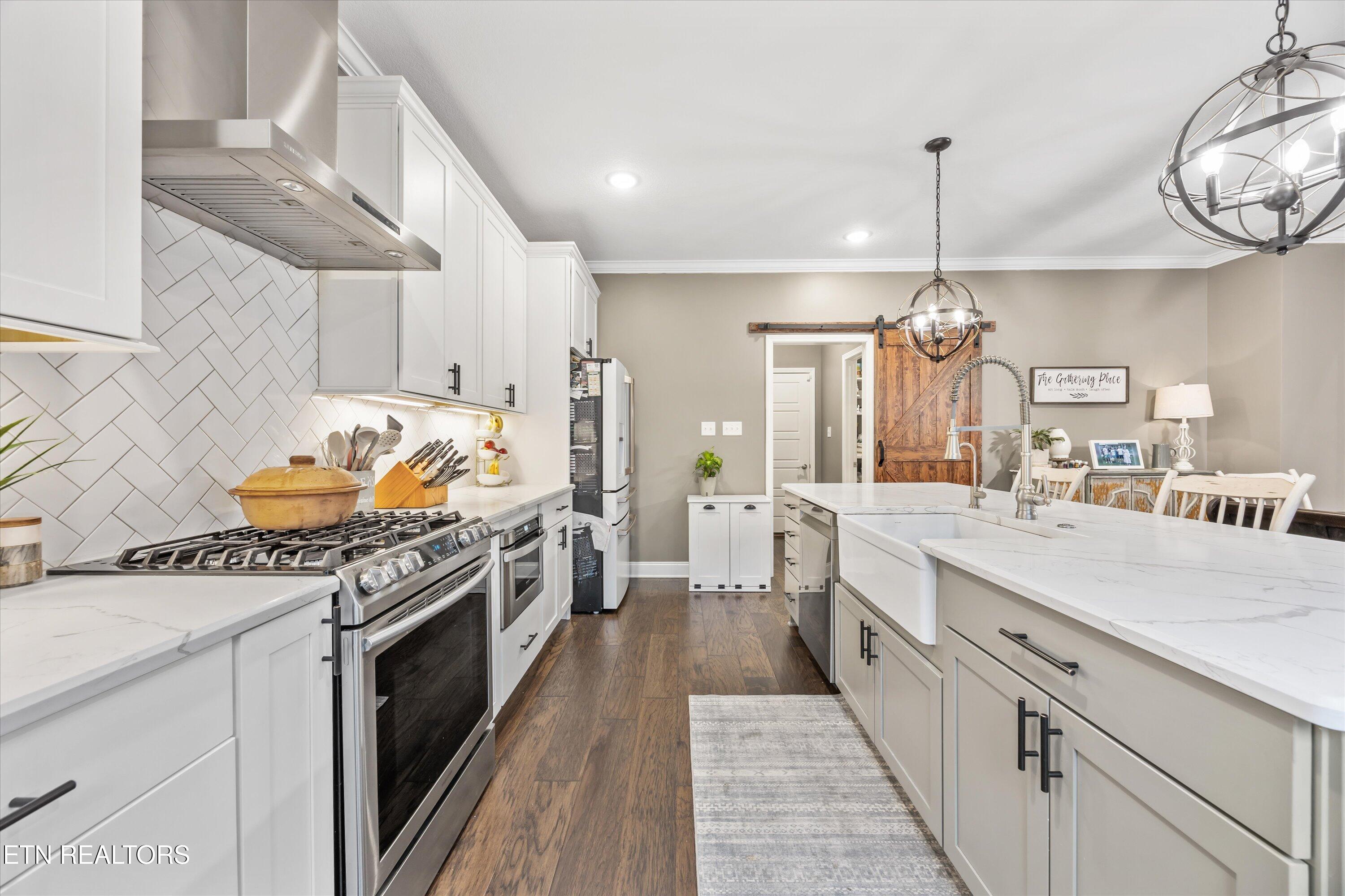 12033 Salt Creek Lane