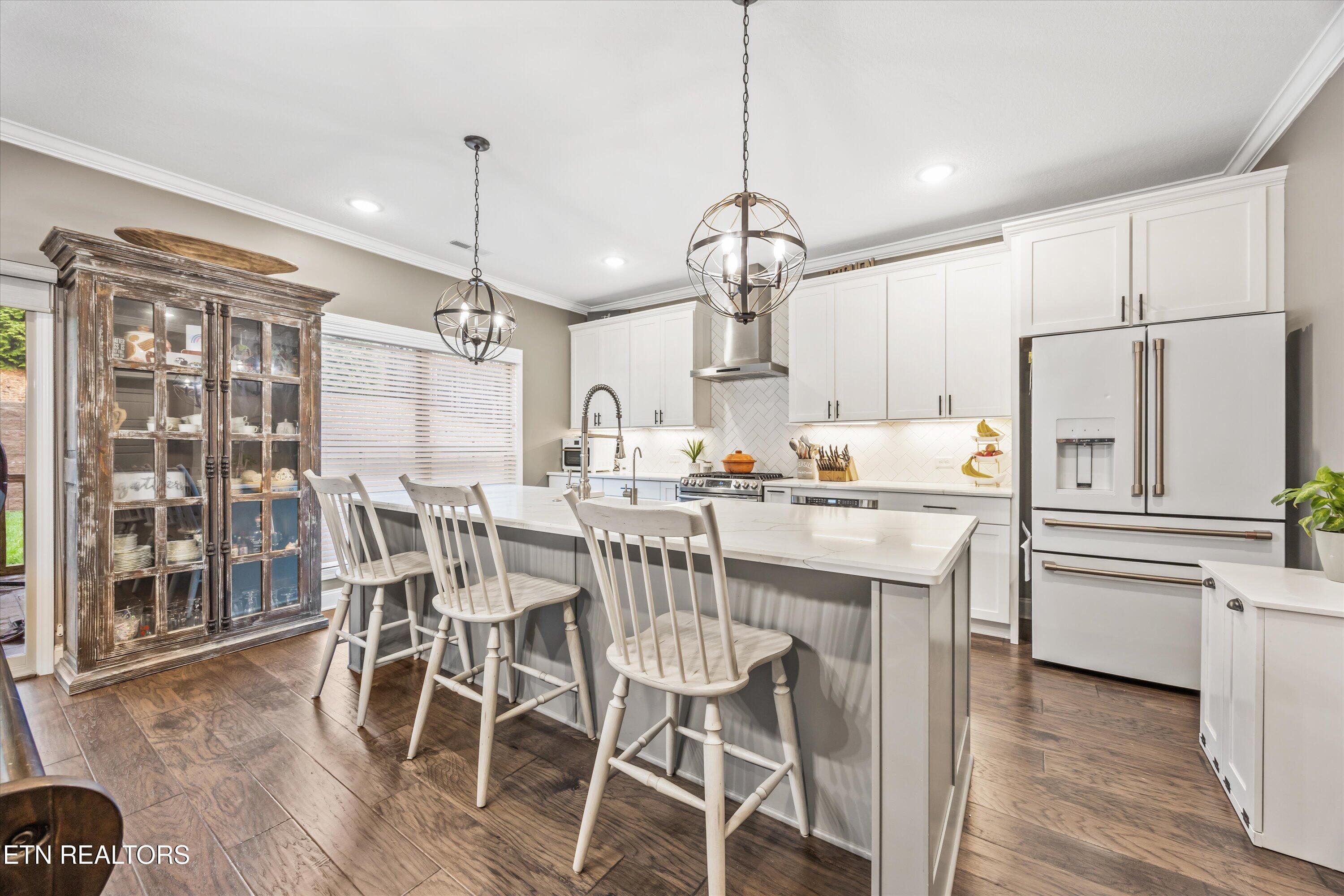 12033 Salt Creek Lane