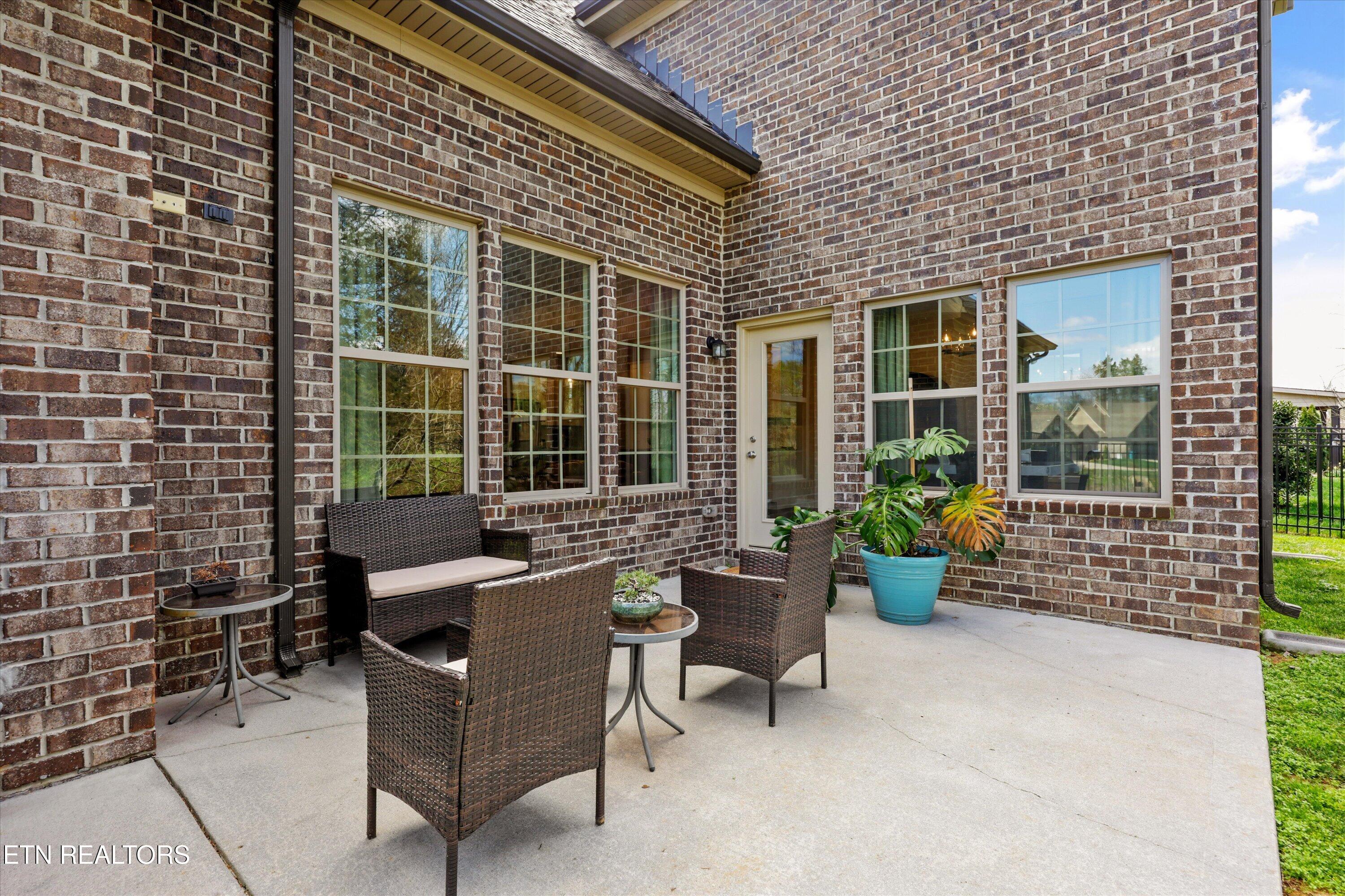 947 Westland Creek Blvd