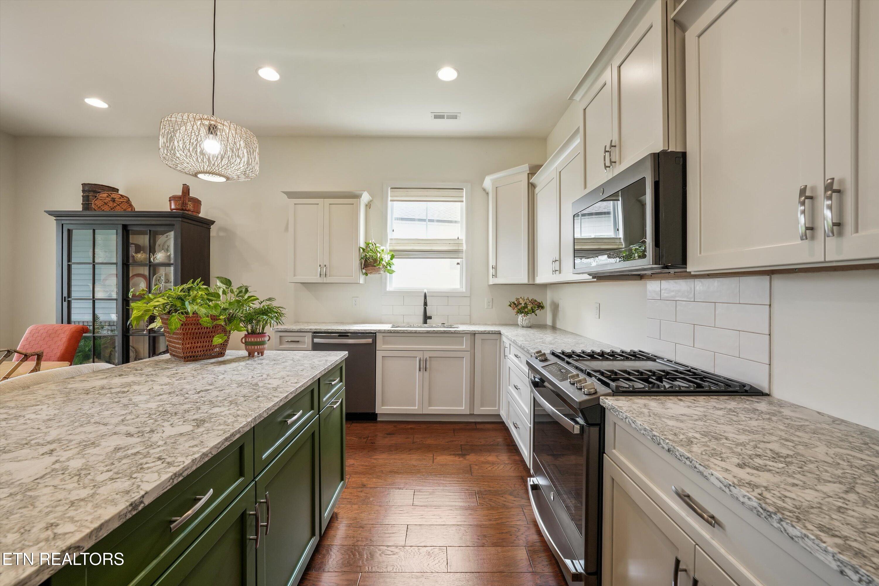 1139 Belle Pond Ave