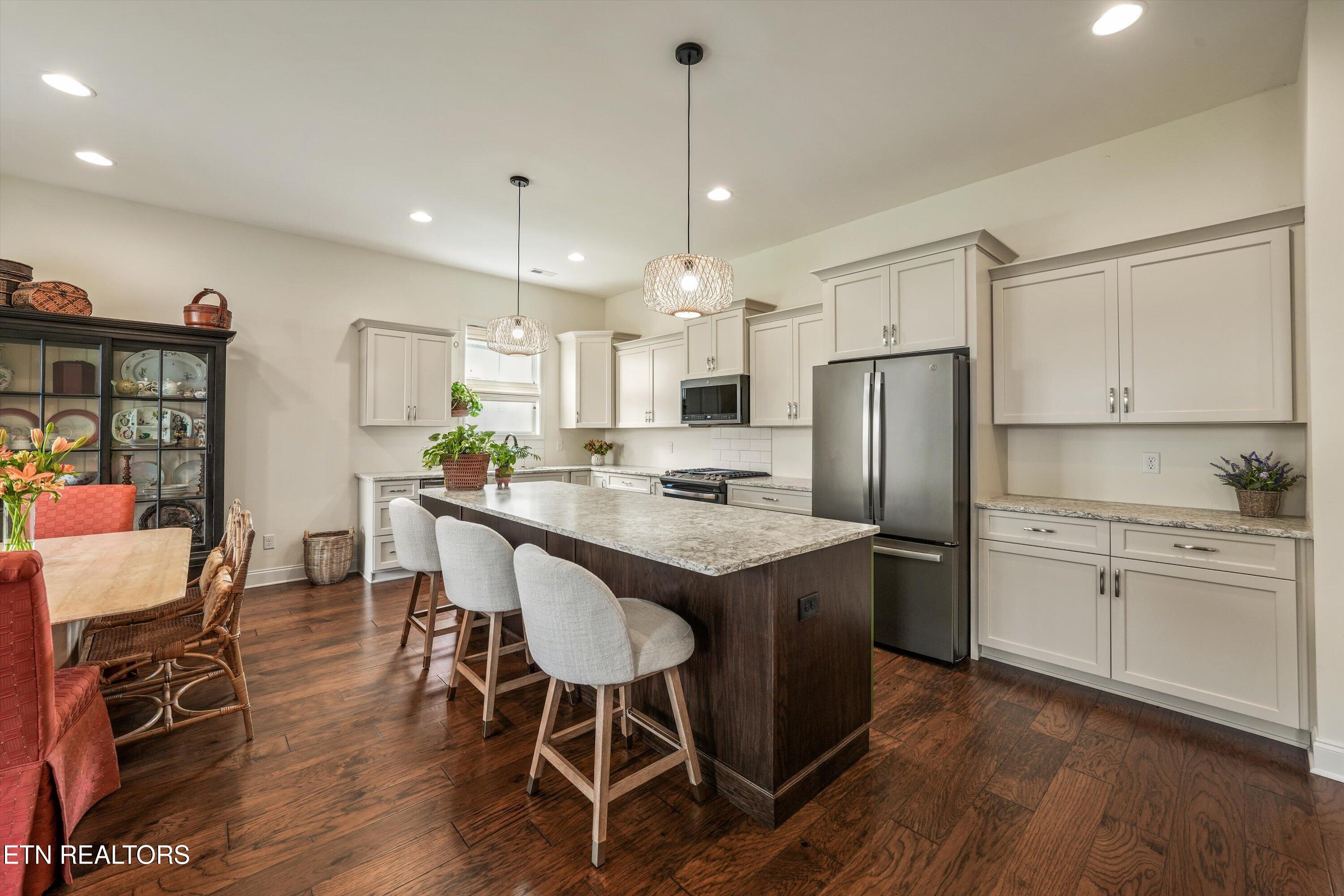 1139 Belle Pond Ave