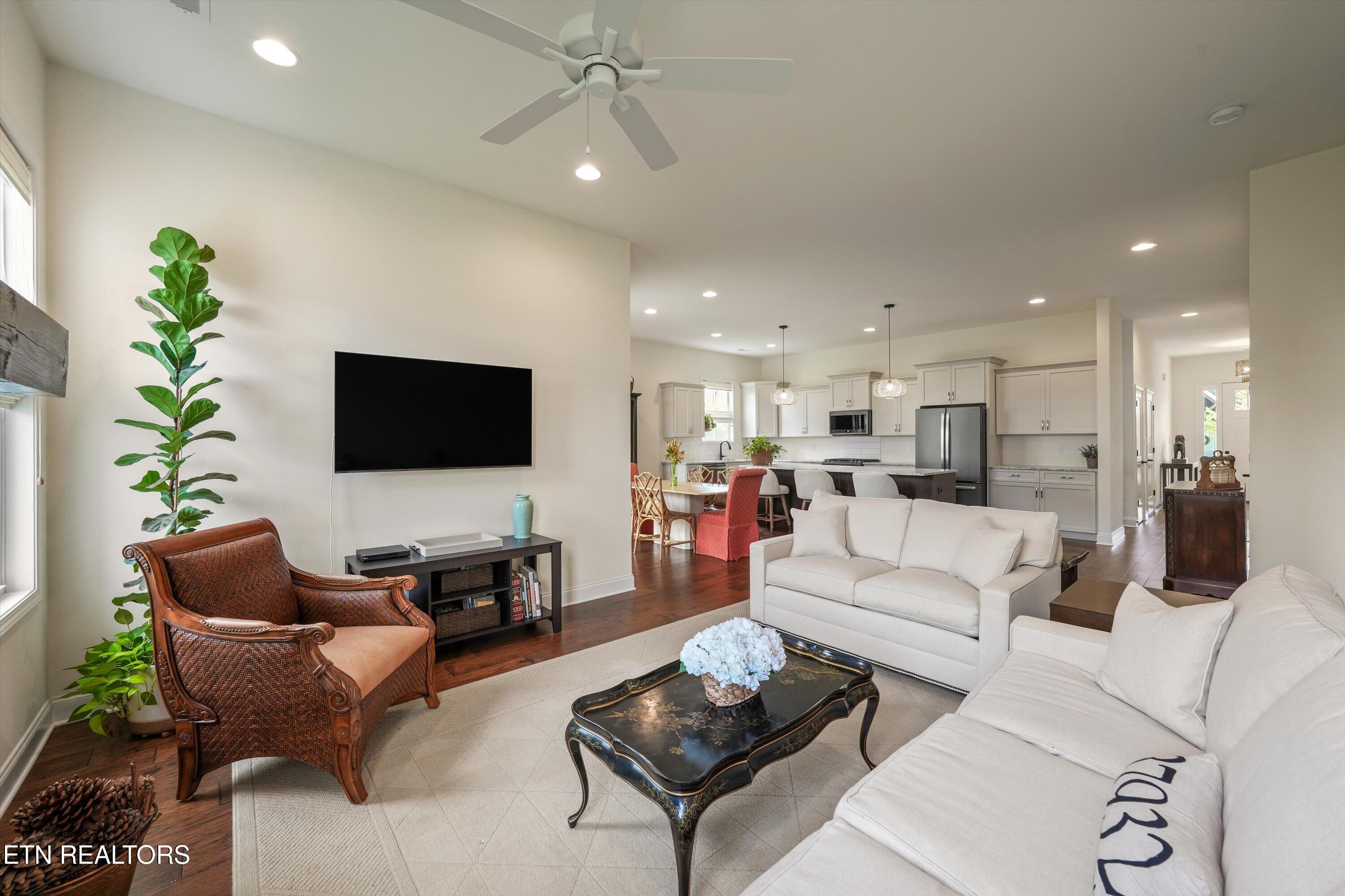 1139 Belle Pond Ave