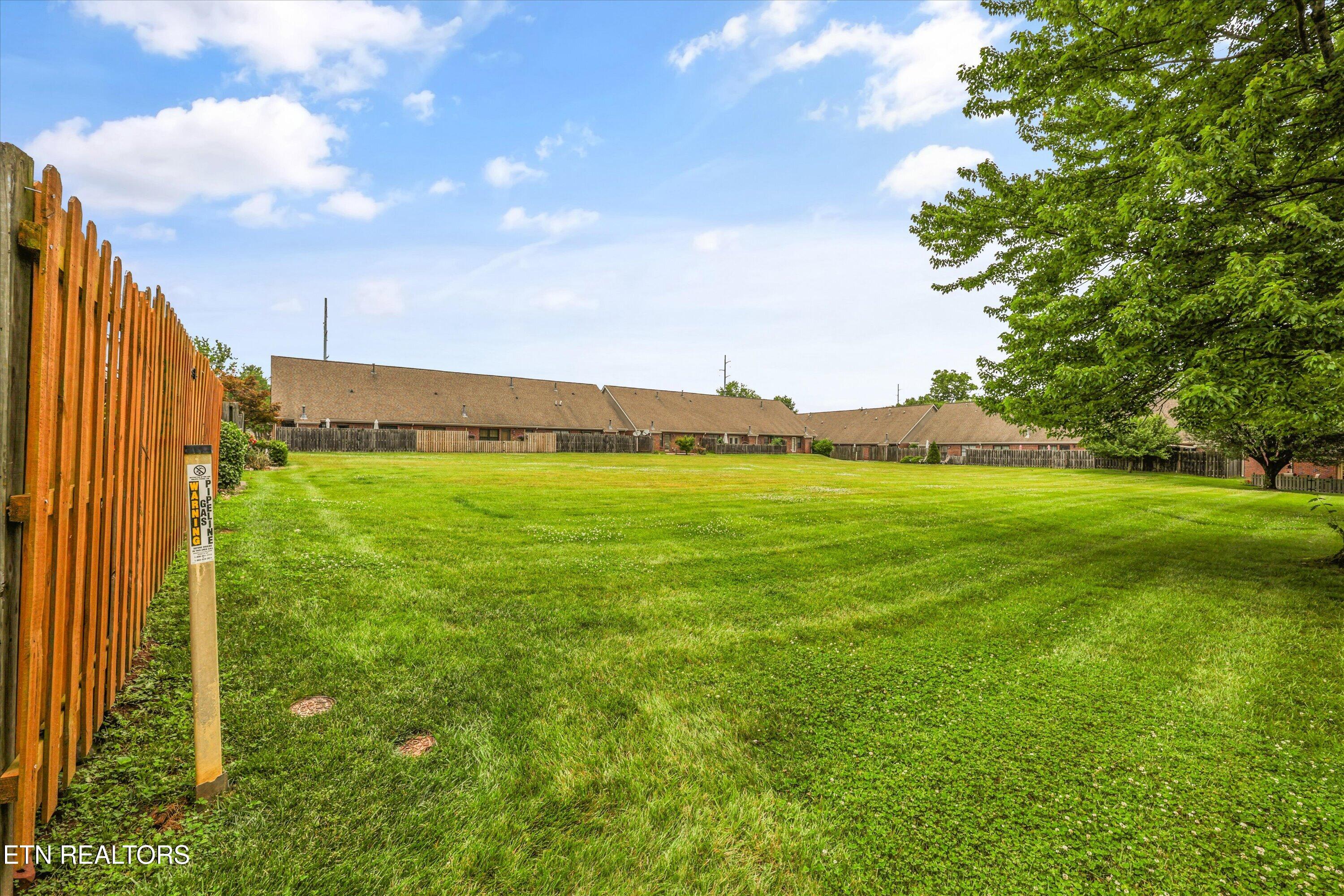 665 Farragut Commons Drive