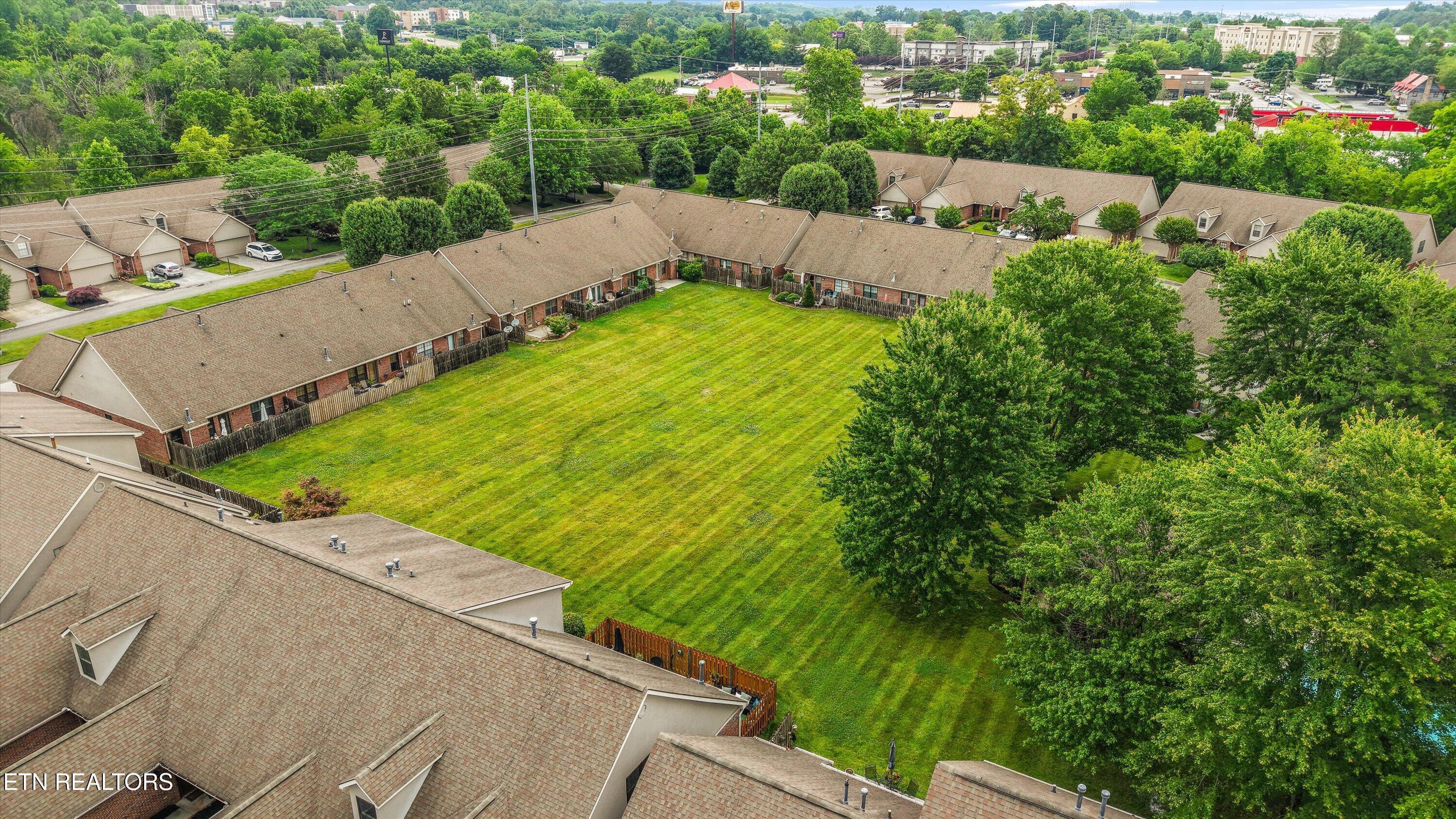665 Farragut Commons Drive