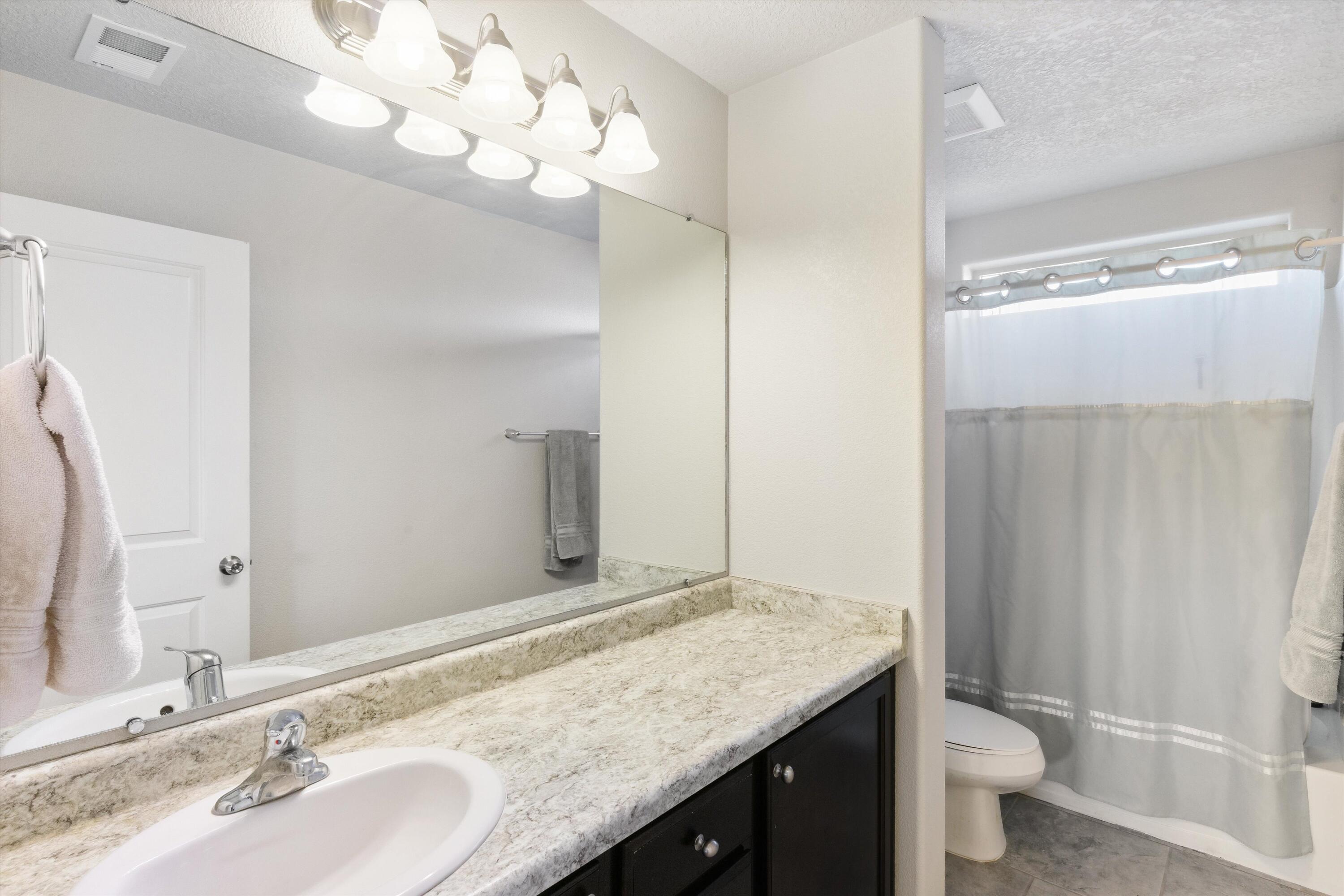 2747 Camacho Road SE