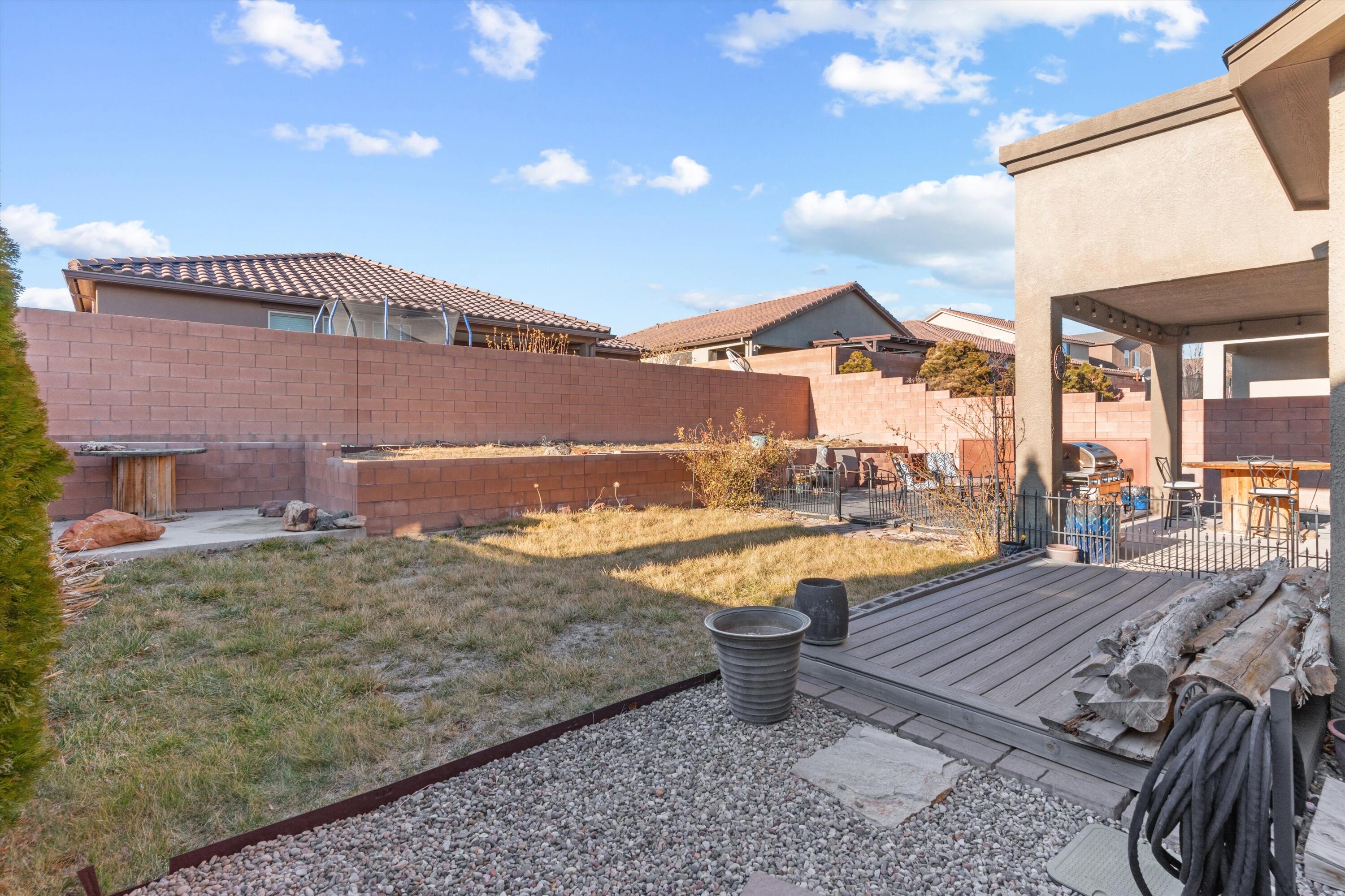 2747 Camacho Road SE