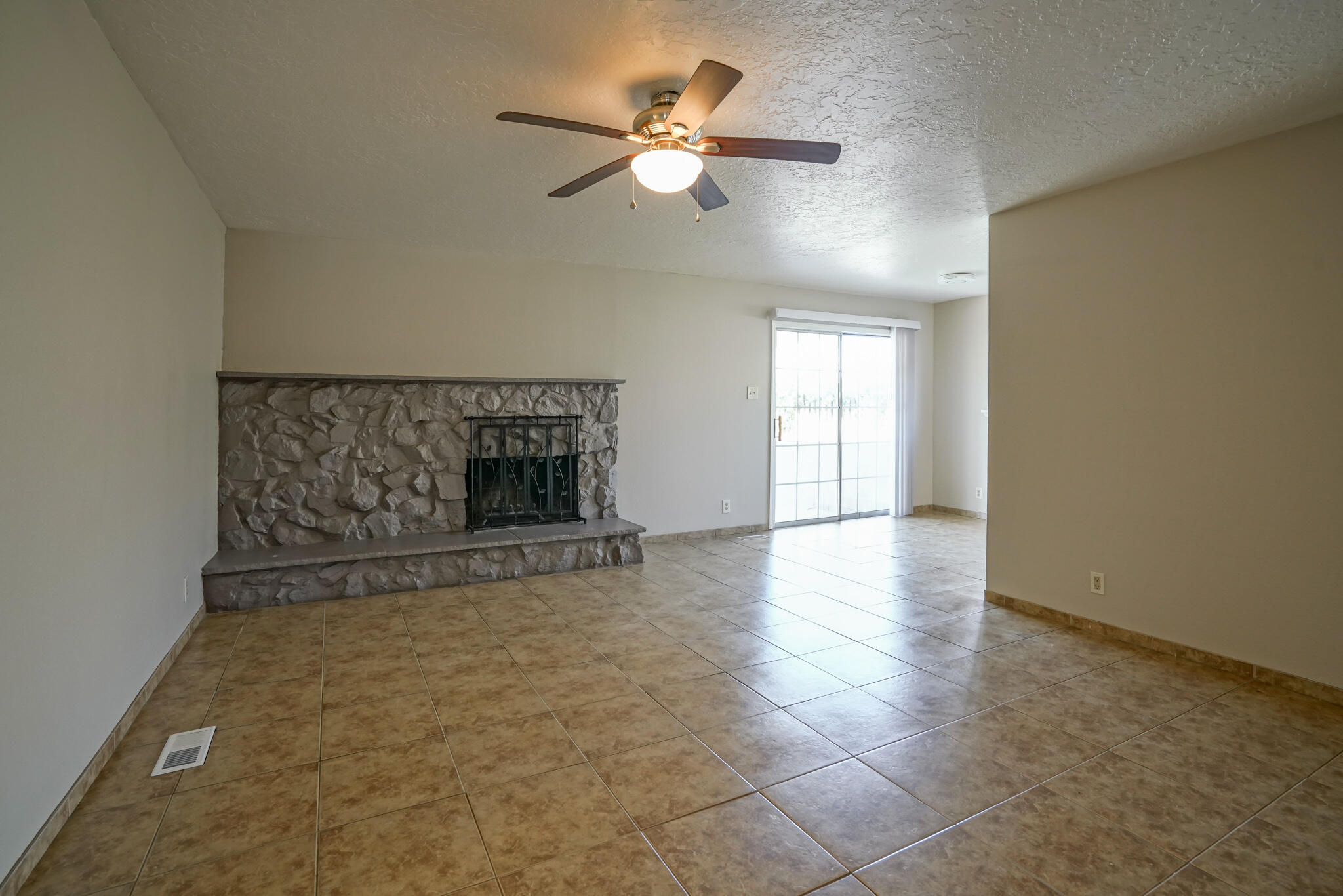 1321 Espejo Street NE