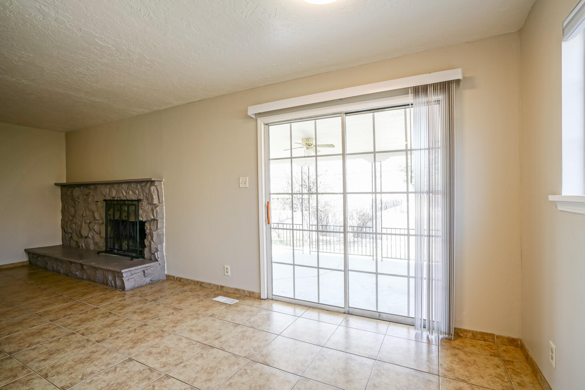 1321 Espejo Street NE