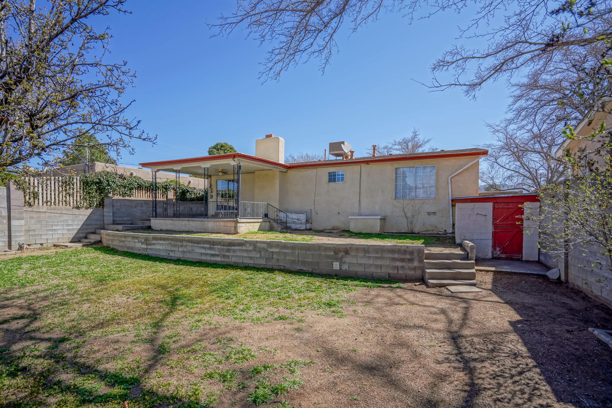 1321 Espejo Street NE