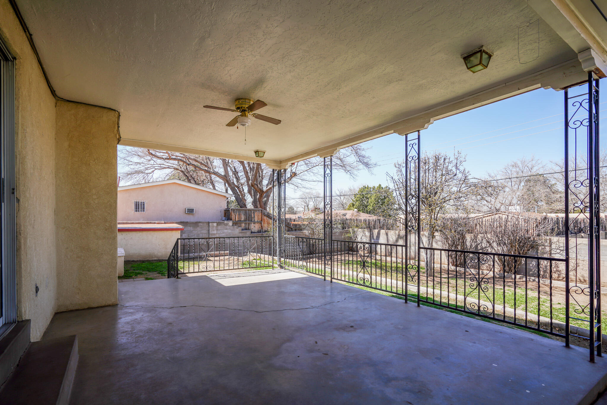 1321 Espejo Street NE