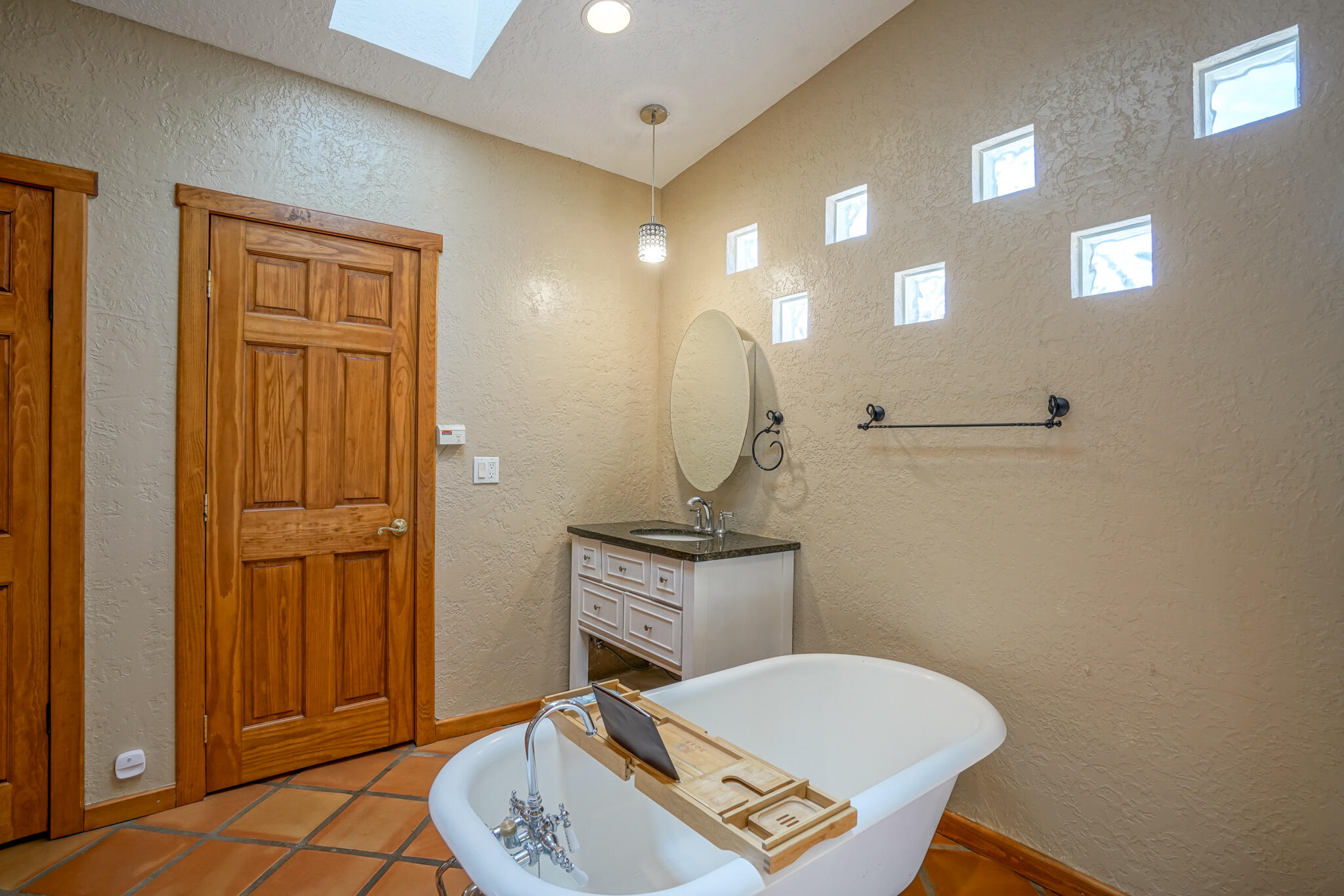 27 Primera Agua Road